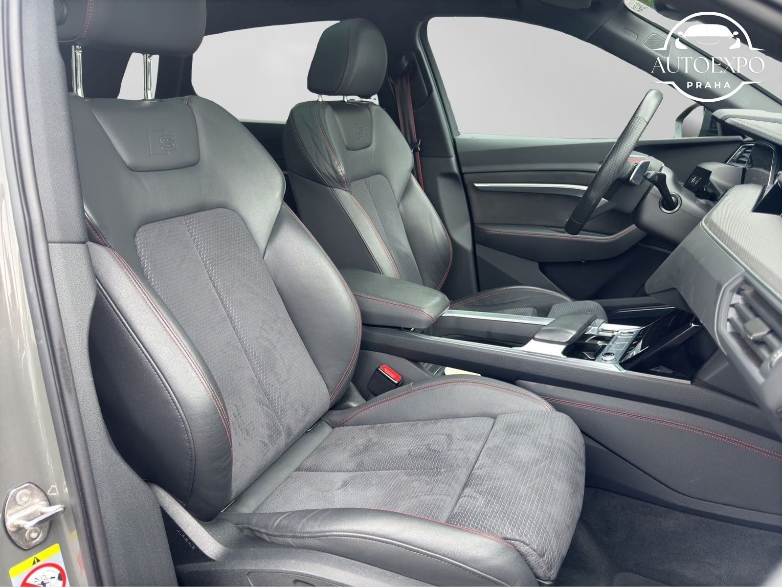 Audi Q8 e-tron, 50 Q S LINE EDITION* - fotka 5