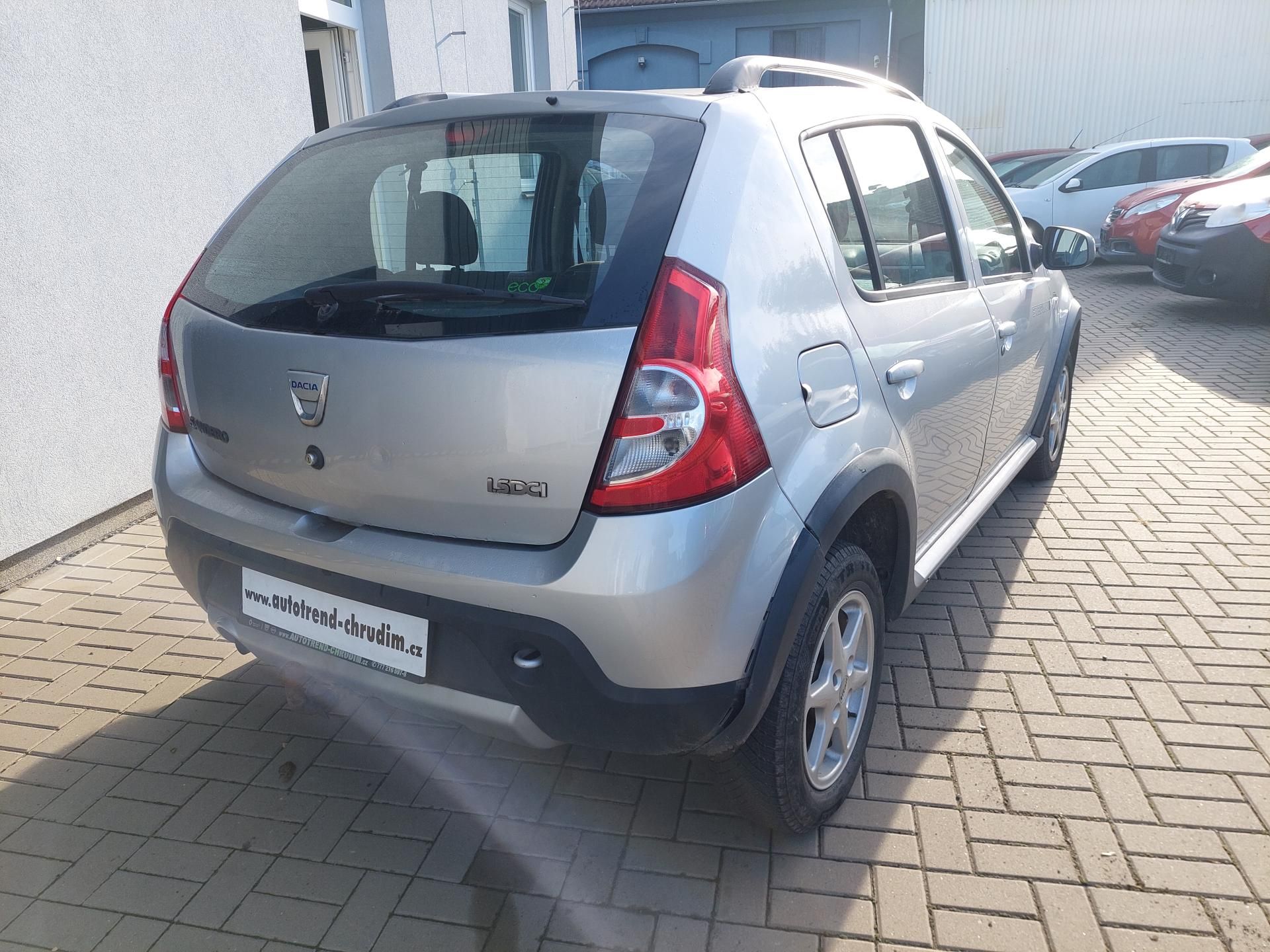 Dacia Sandero, Stepway 1.5dCi 66kW - fotka 6
