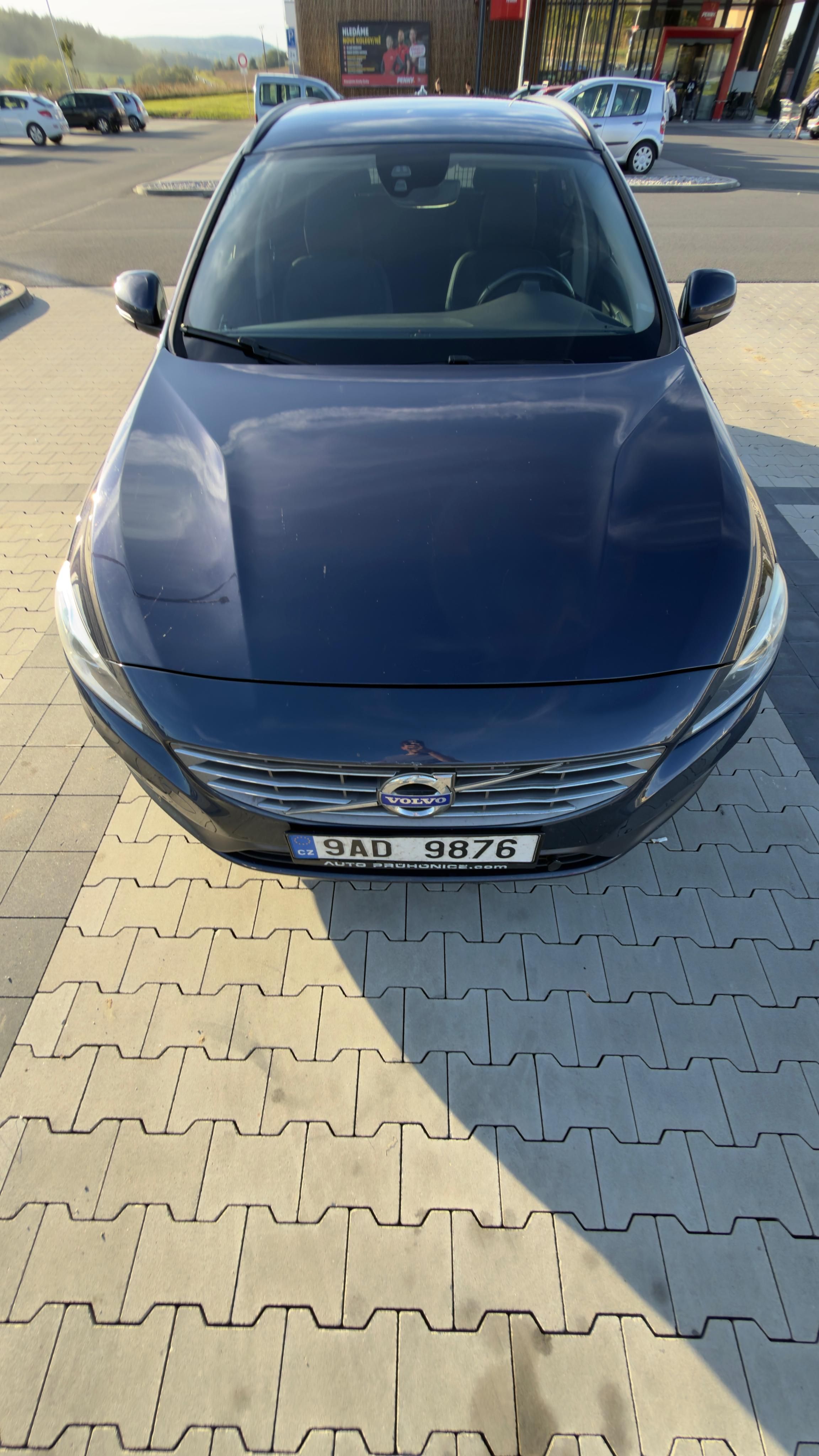 Volvo V60, Volvo V60 D4 - fotka 4
