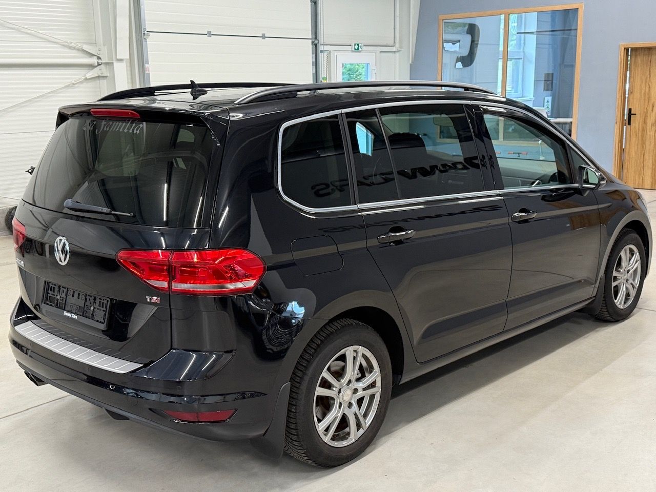 Volkswagen Touran, 1.4TSI 110kw, MY2017, 7 MÍST - fotka 4