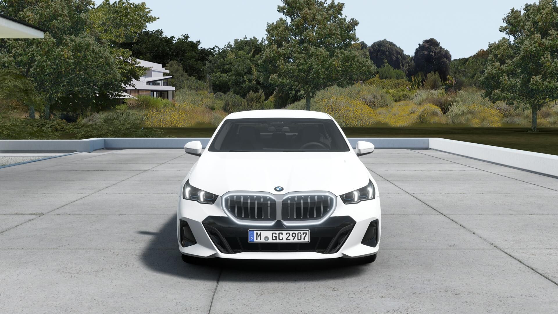 BMW Řada 5, 520i (POUZE DO 30.09.) - fotka 3