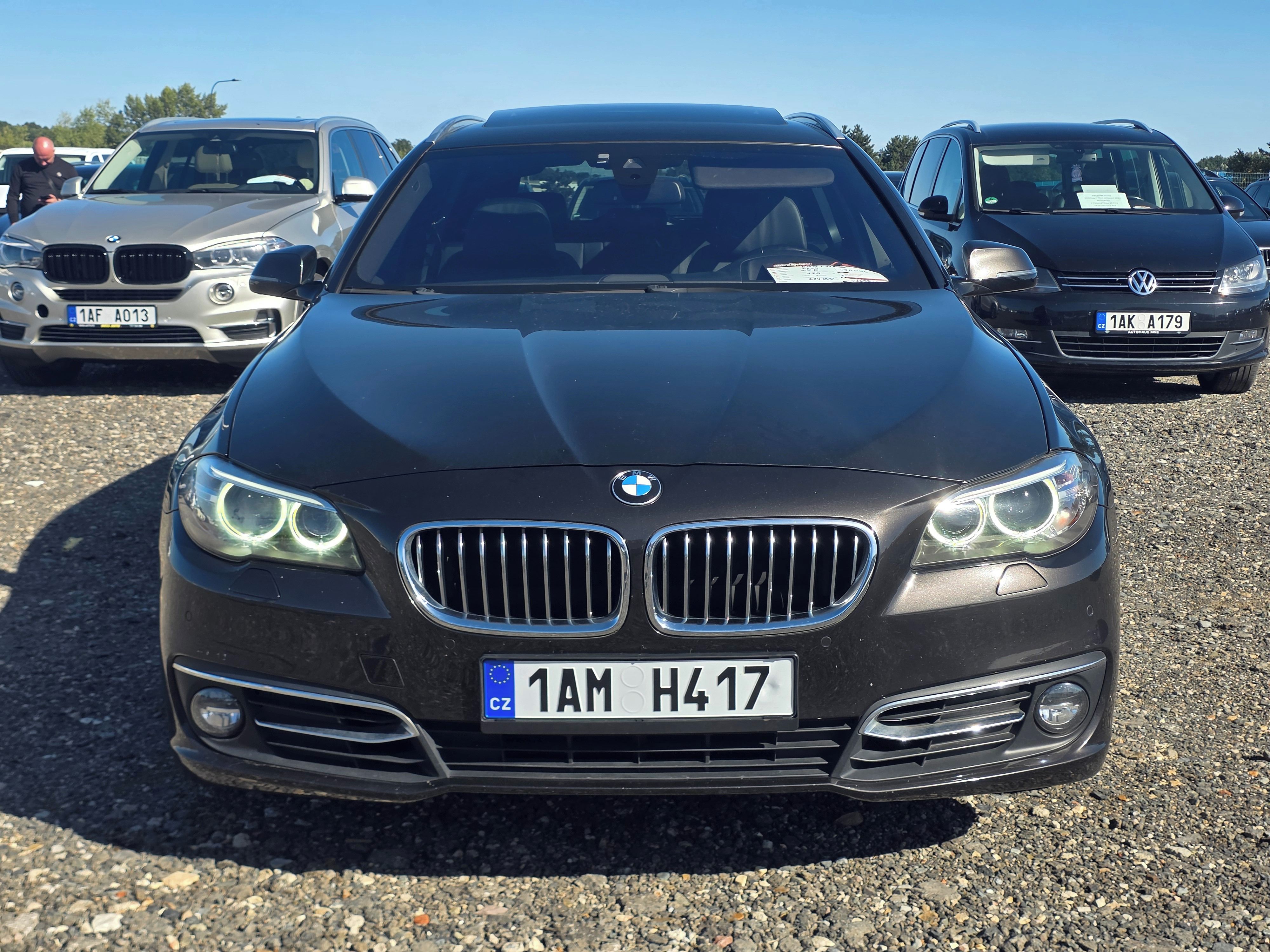 BMW Řada 5, F11, 3.0D, facelift, LUXURY - fotka 2