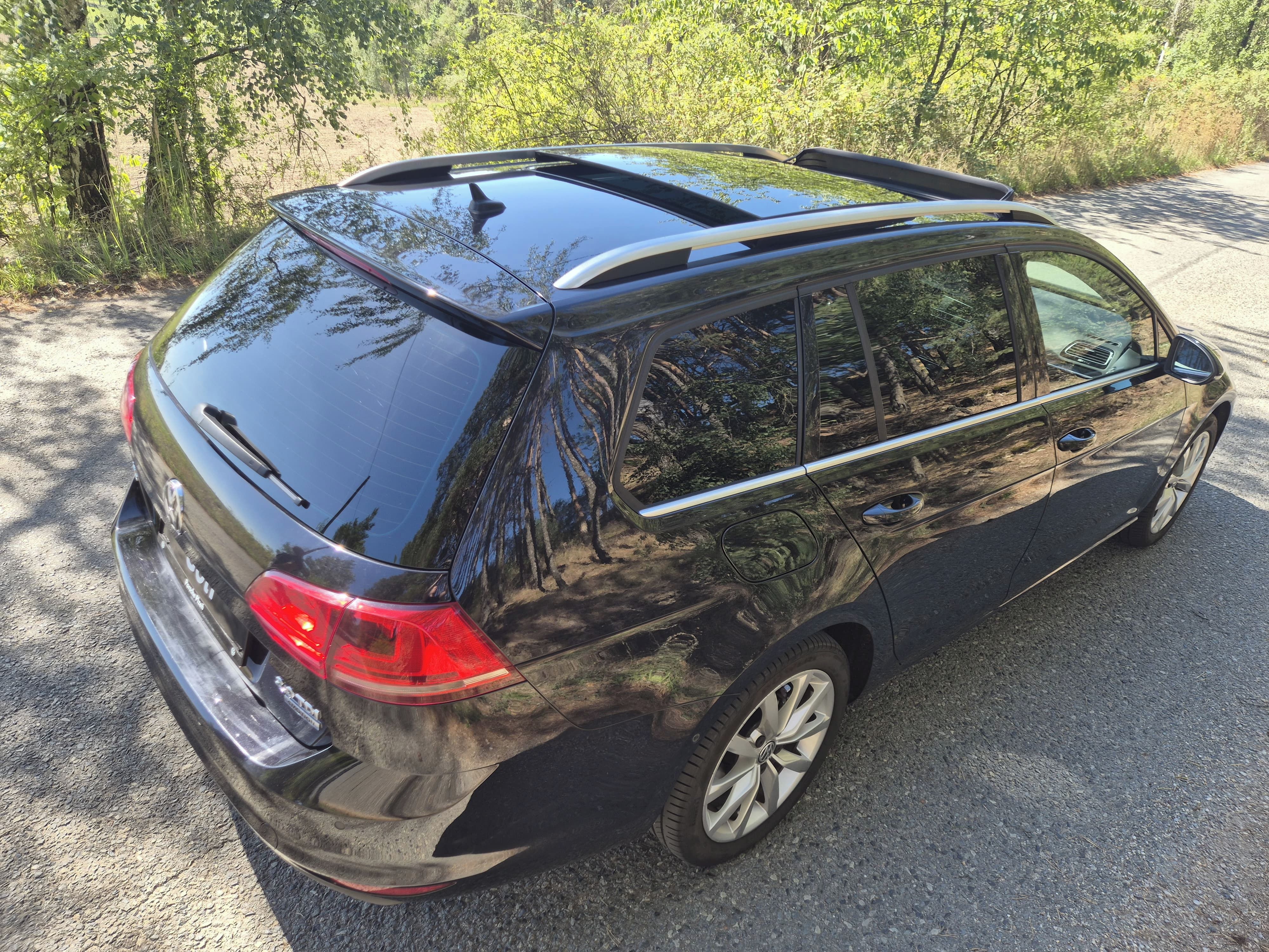 Volkswagen Golf Variant, 2.0 TDI 110kW Highline 4Motion - fotka 4