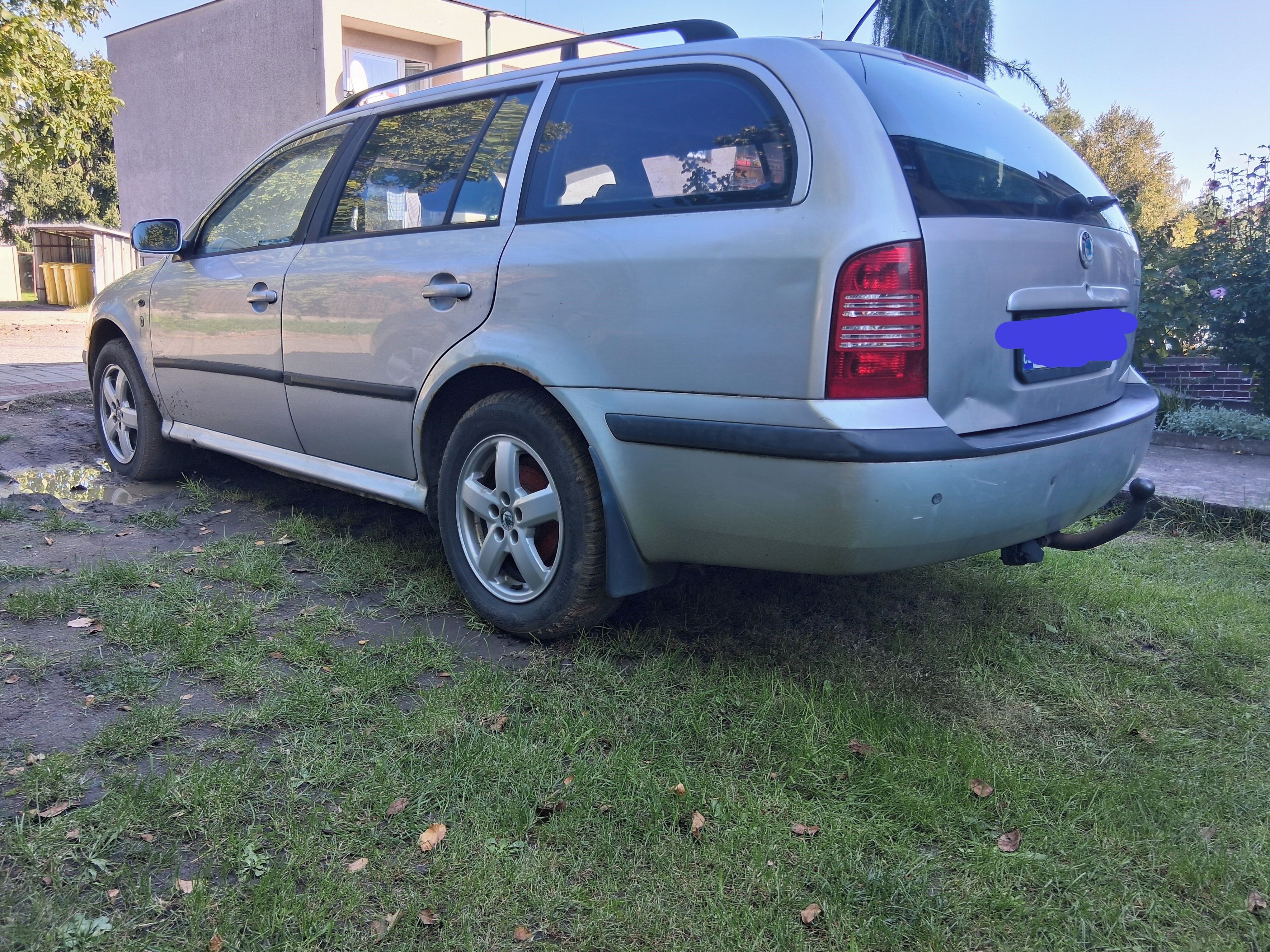 Škoda Octavia, 1,9TDI (bez STK) rezervace - fotka 3