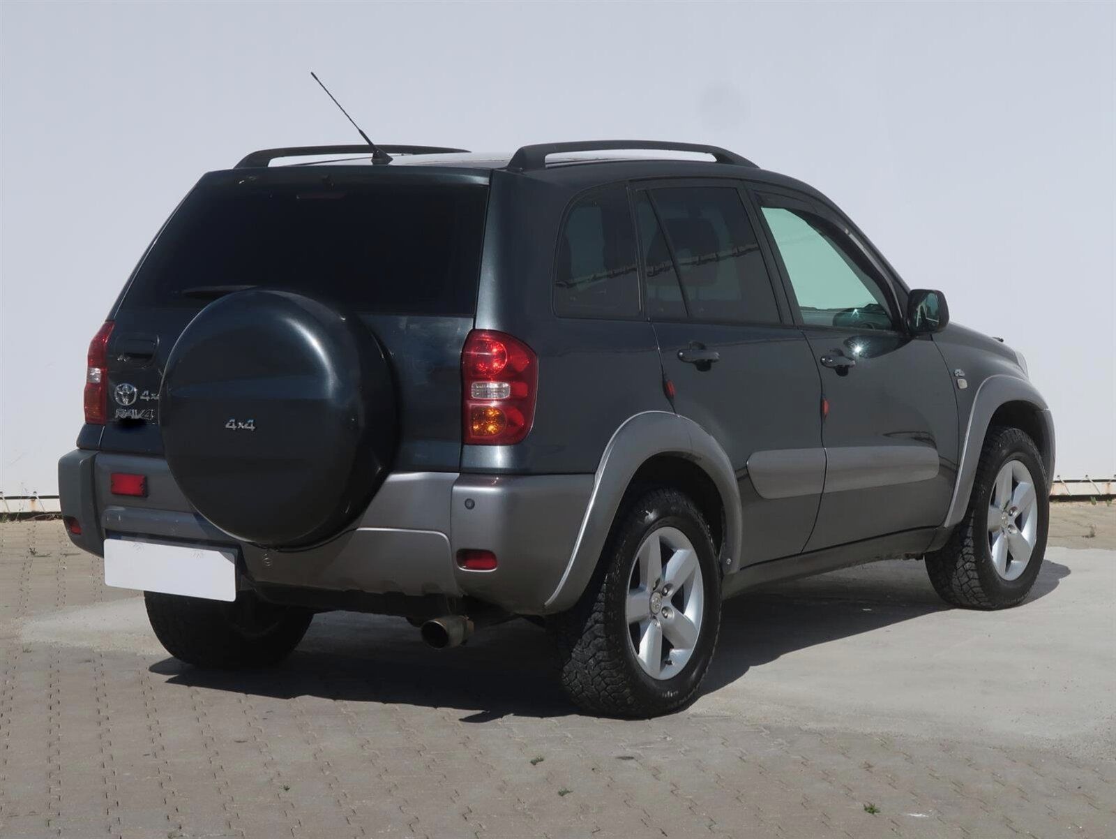 Toyota Rav4, 2.0 D-4D , 4X4 - fotka 5