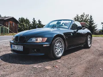 BMW Z3, Z3 1.8 roadster