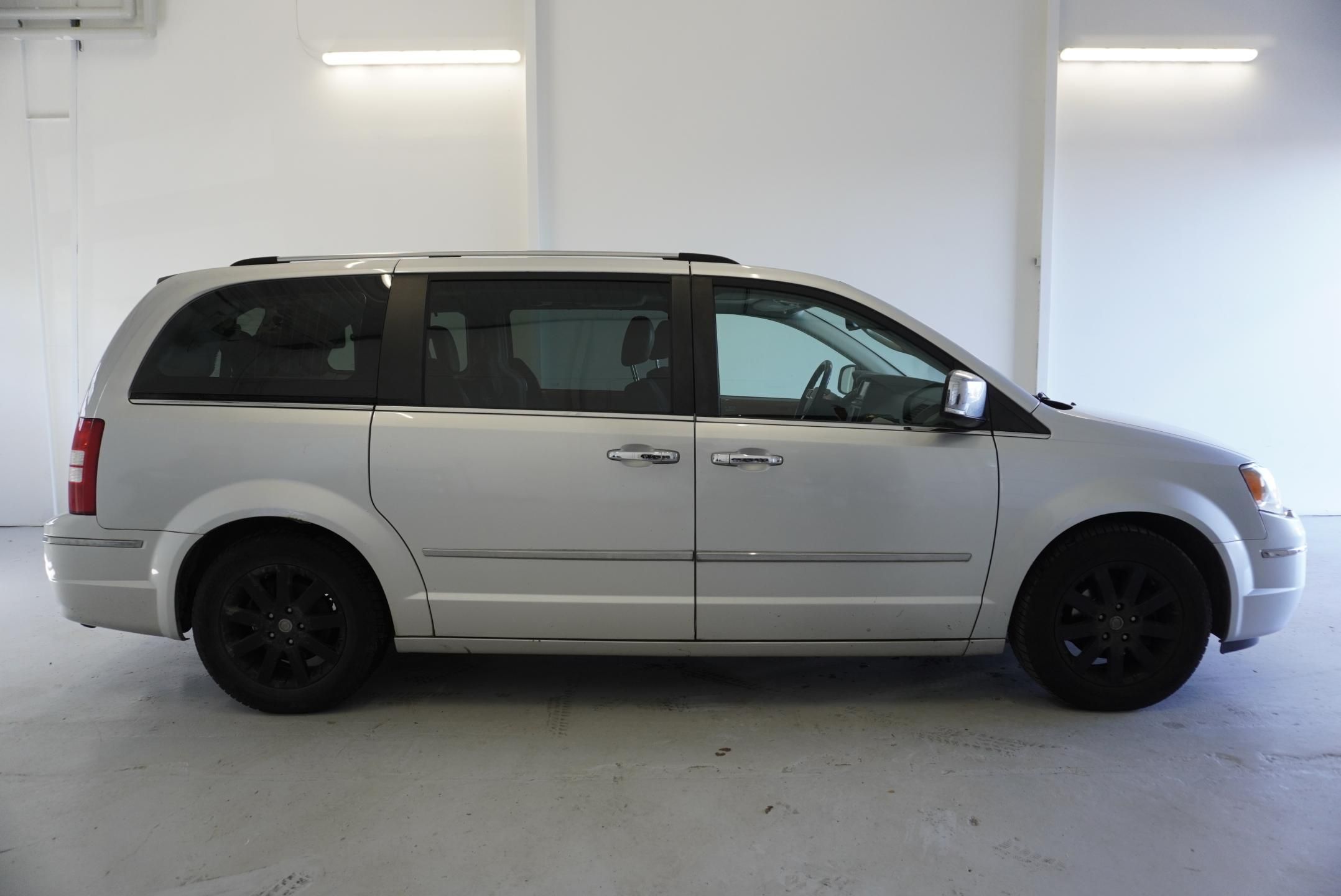 Chrysler Grand Voyager, 3,8I LIMITED AUT. - fotka 4