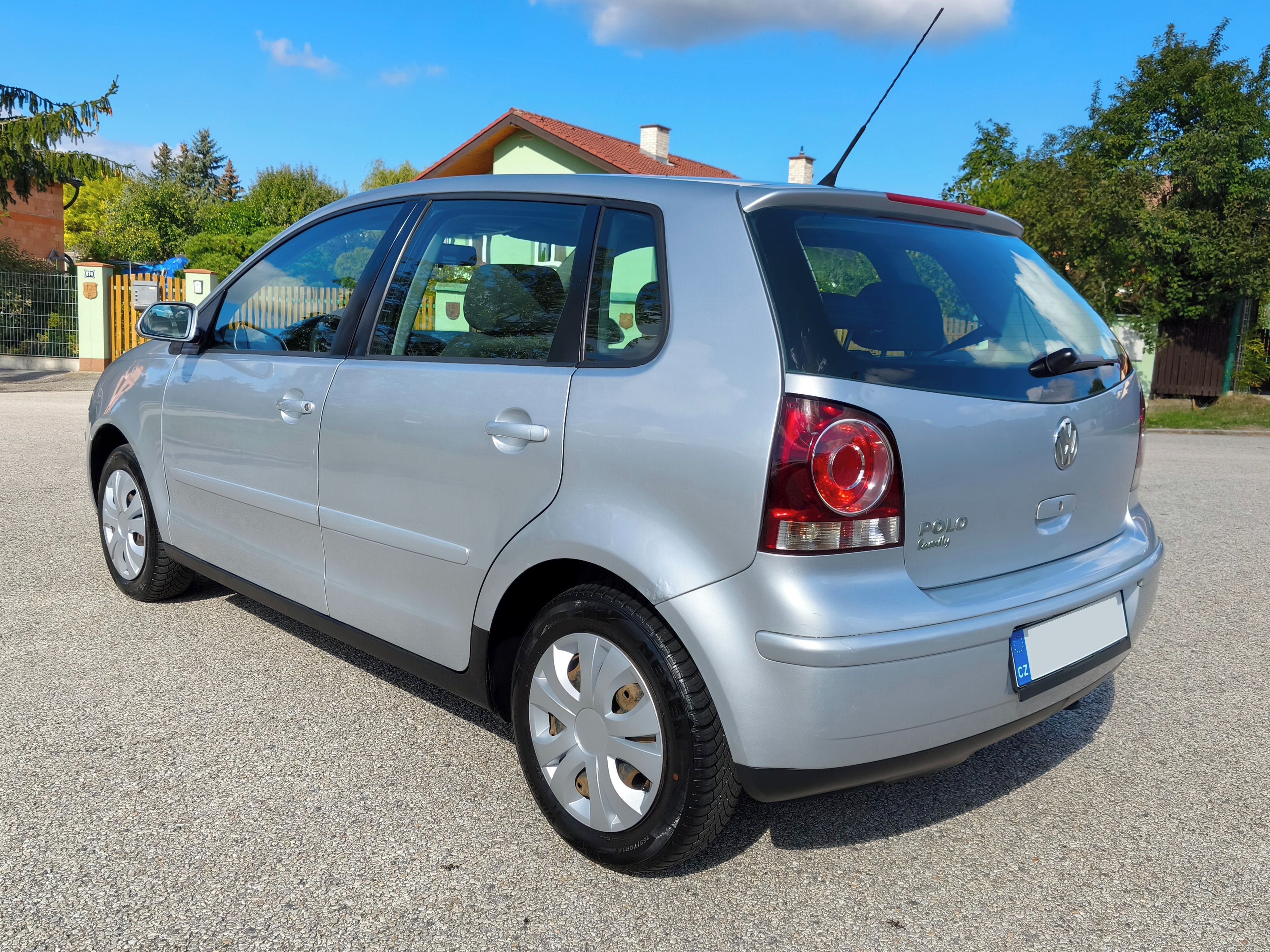 Volkswagen Polo, 1.4 16V 55kw - STK 10/2027 - fotka 4