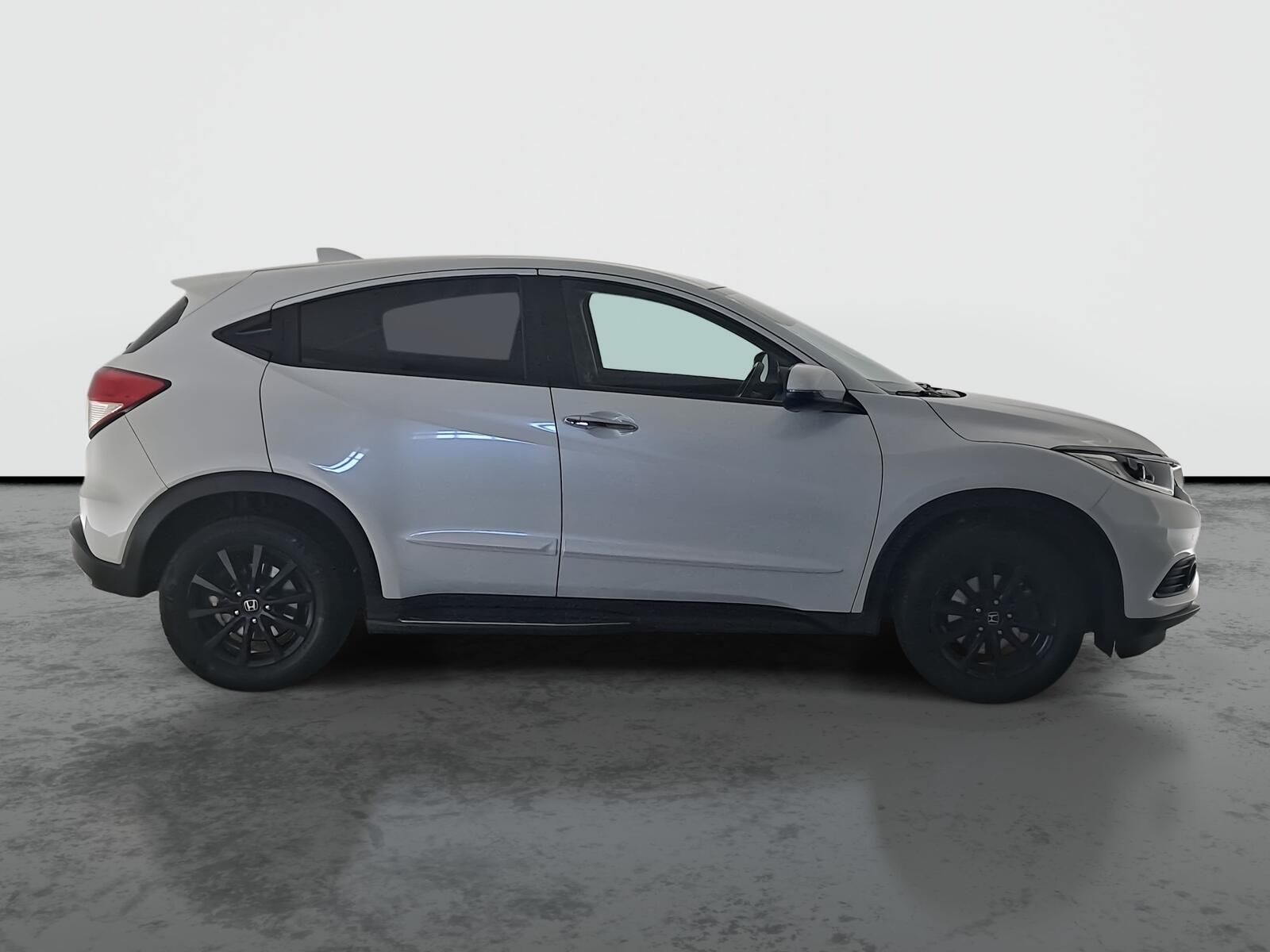 Honda HR-V, 1.5 i-VTEC, Elegance, ČR,1.maj - fotka 6