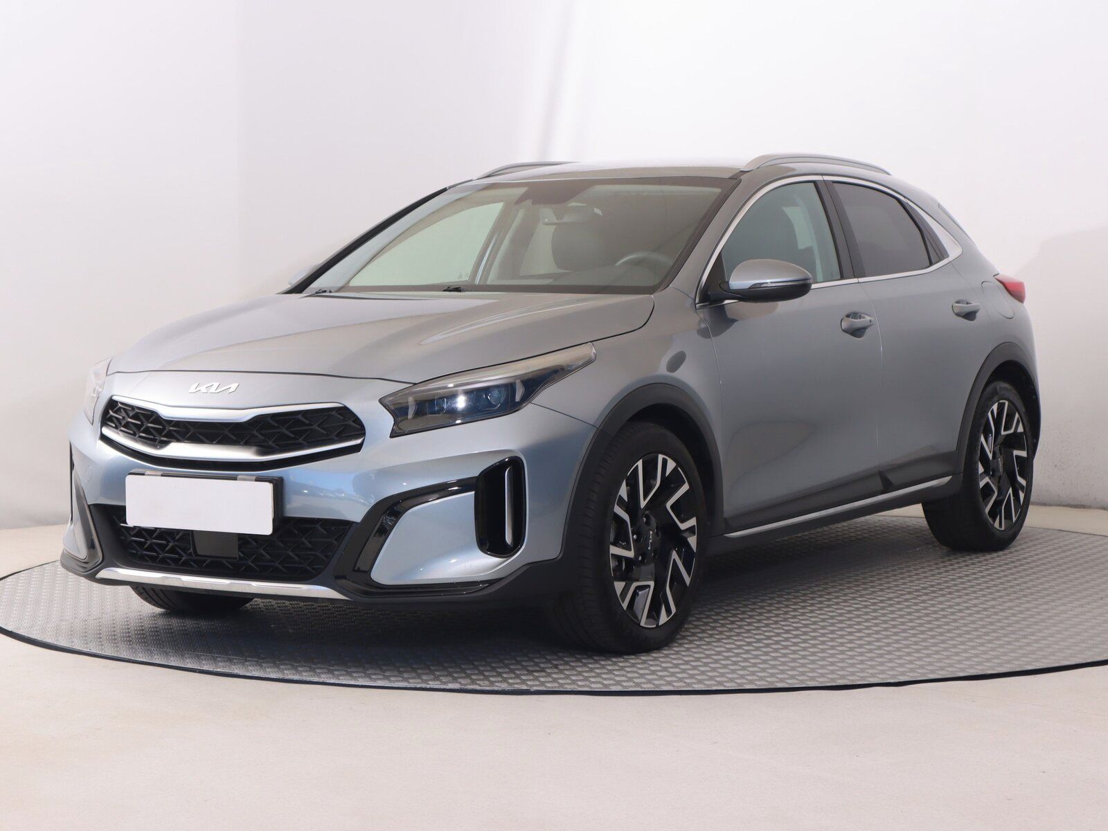 Kia XCee´d, 1.5 T-GDI, Gold, Automat - fotka 2
