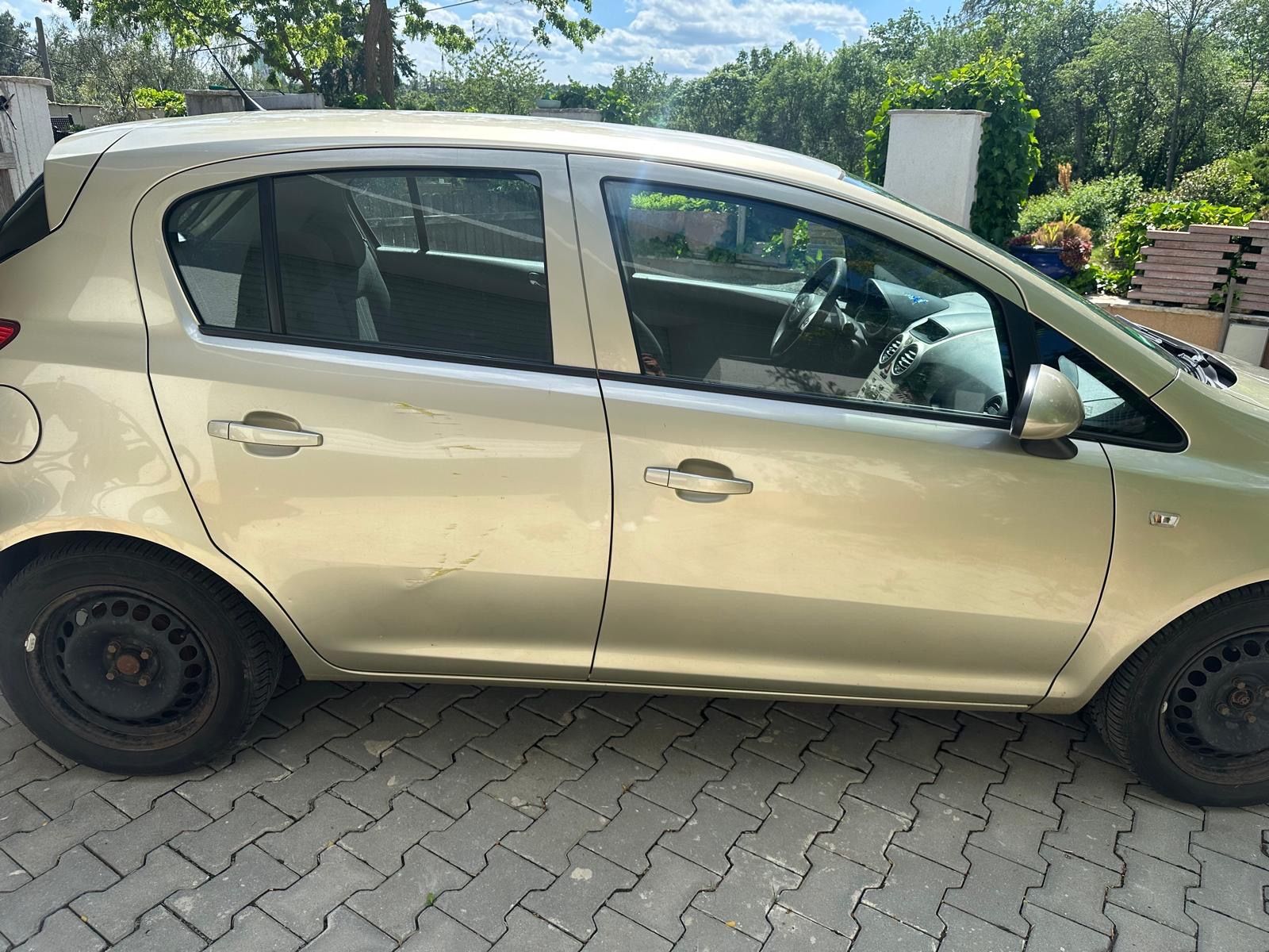 Opel Corsa, 1.2 benzin - fotka 4