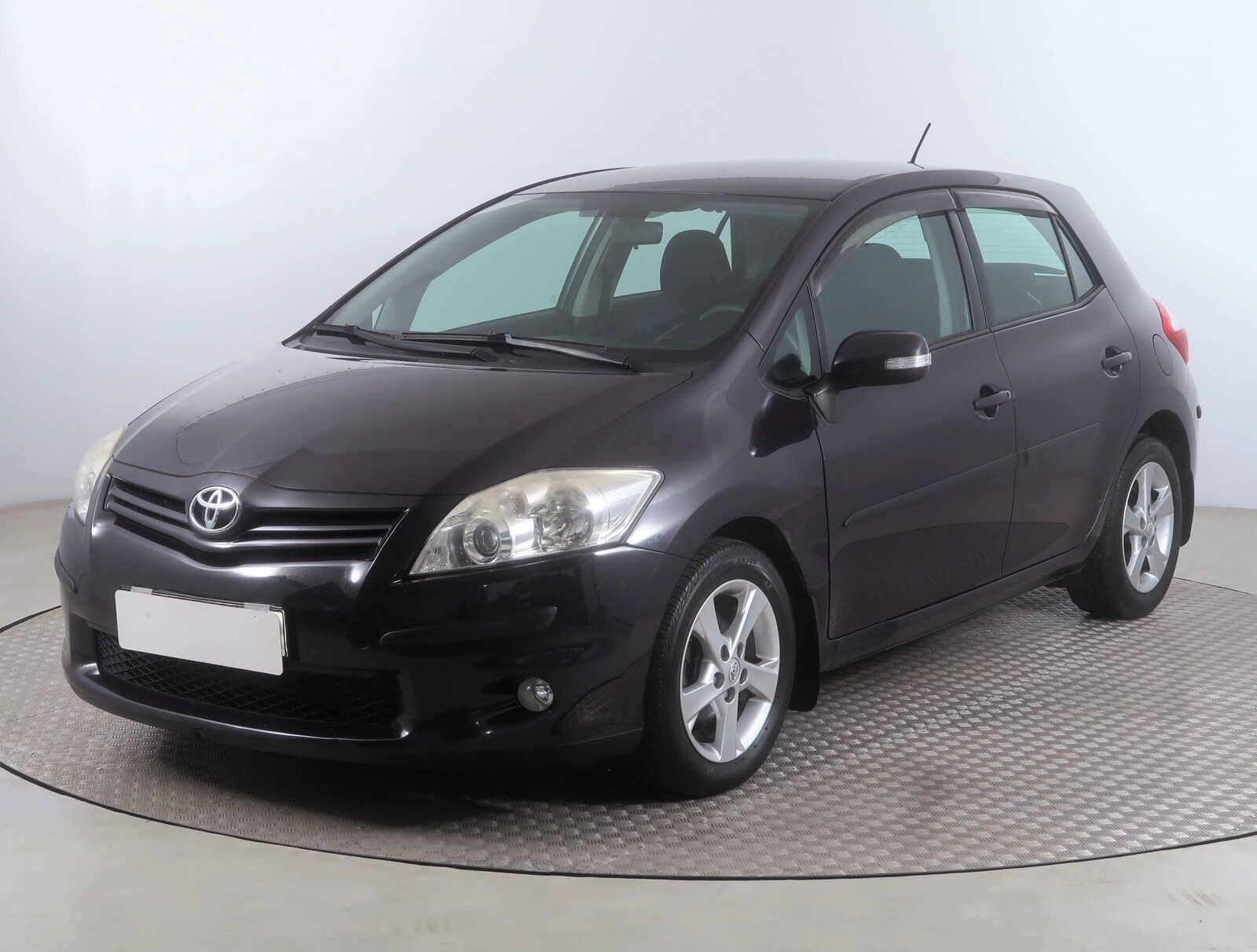 Toyota Auris, 1.6 Valvematic - fotka 2