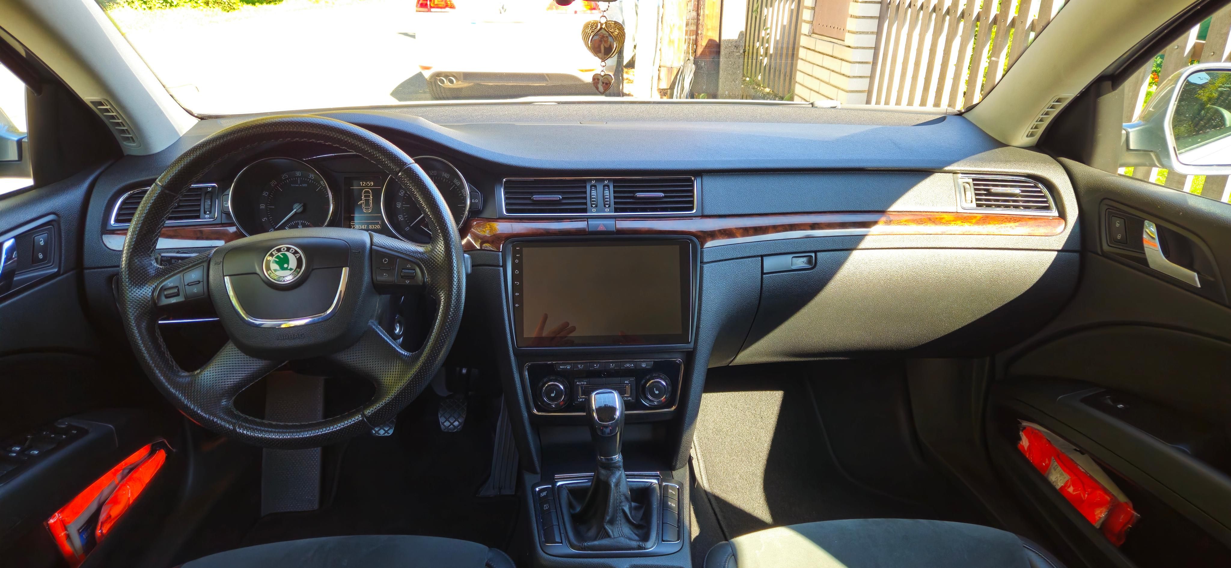 Škoda Superb, 2.0 TDI 125KW - fotka 6