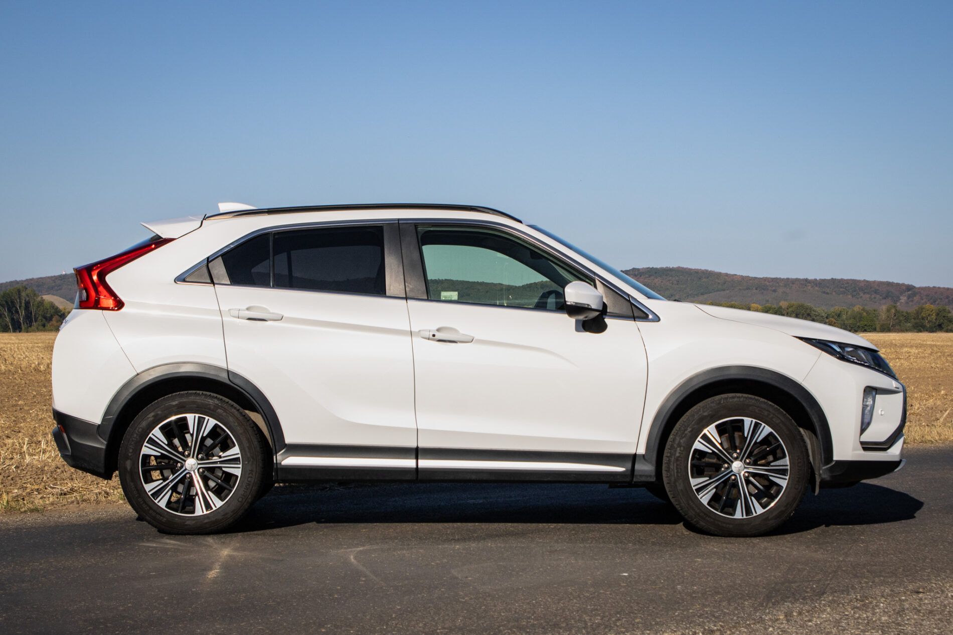 Mitsubishi Eclipse Cross - fotka 4
