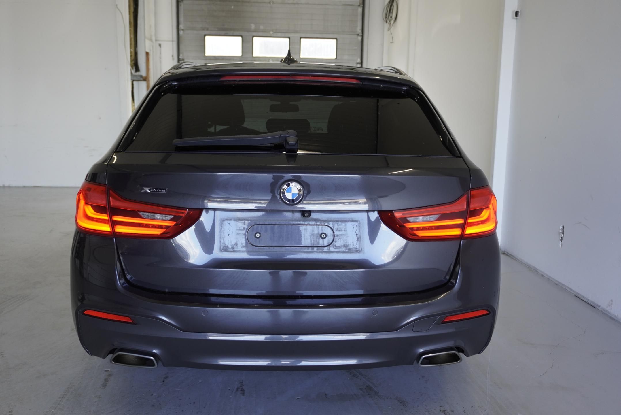 BMW Řada 5, 520D TOURING XDRIVE STEPTRONIC - fotka 6