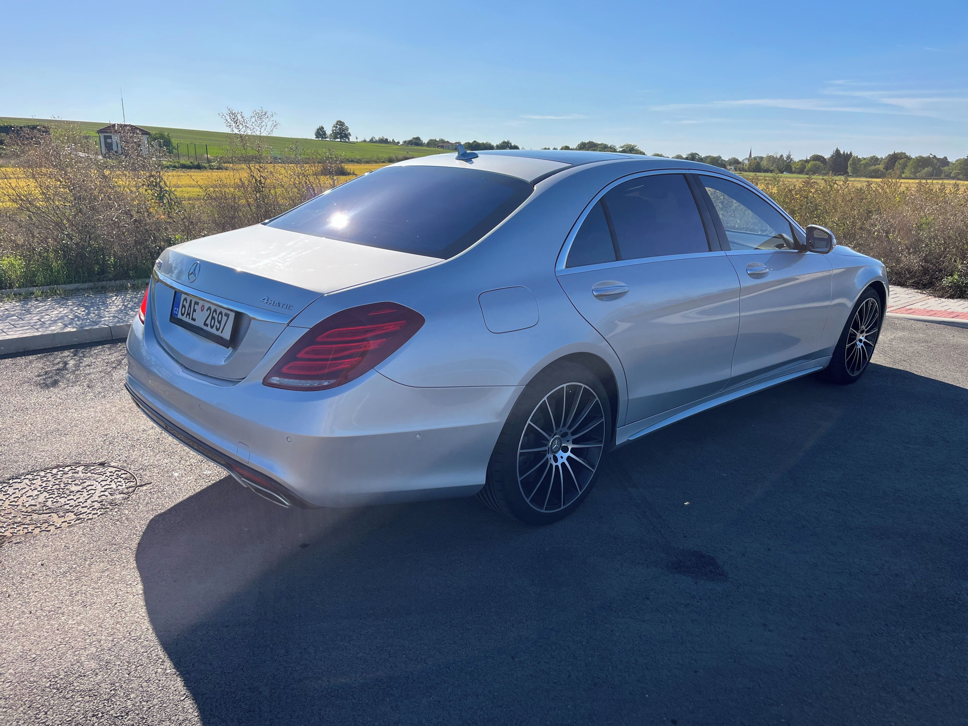 Mercedes-Benz Třídy S, Mercedes - Benz Třídy S 500 L - fotka 6