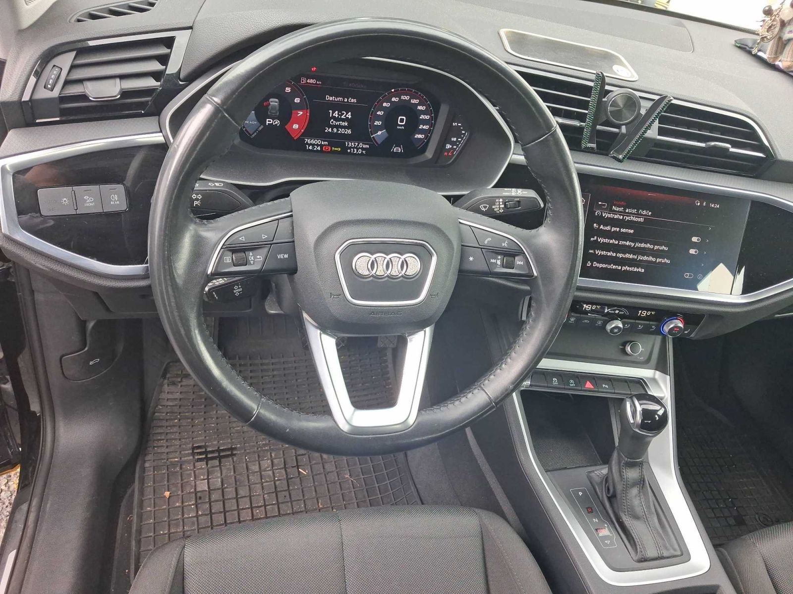 Audi Q3, 40 TFSI, 4X4, Automat - fotka 3
