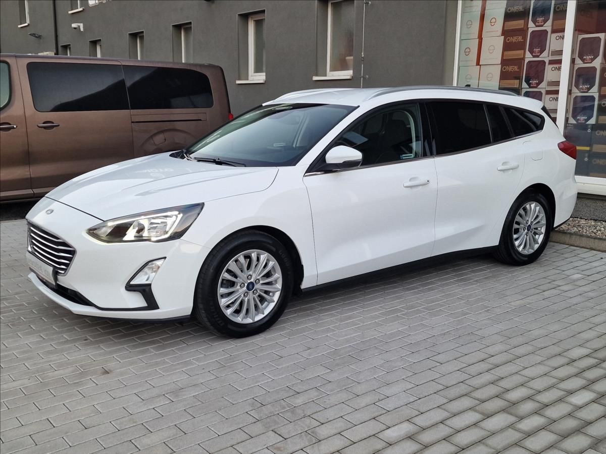 Ford Focus, 1.5TDCI Titanium,ČR,1.Majitel - fotka 6