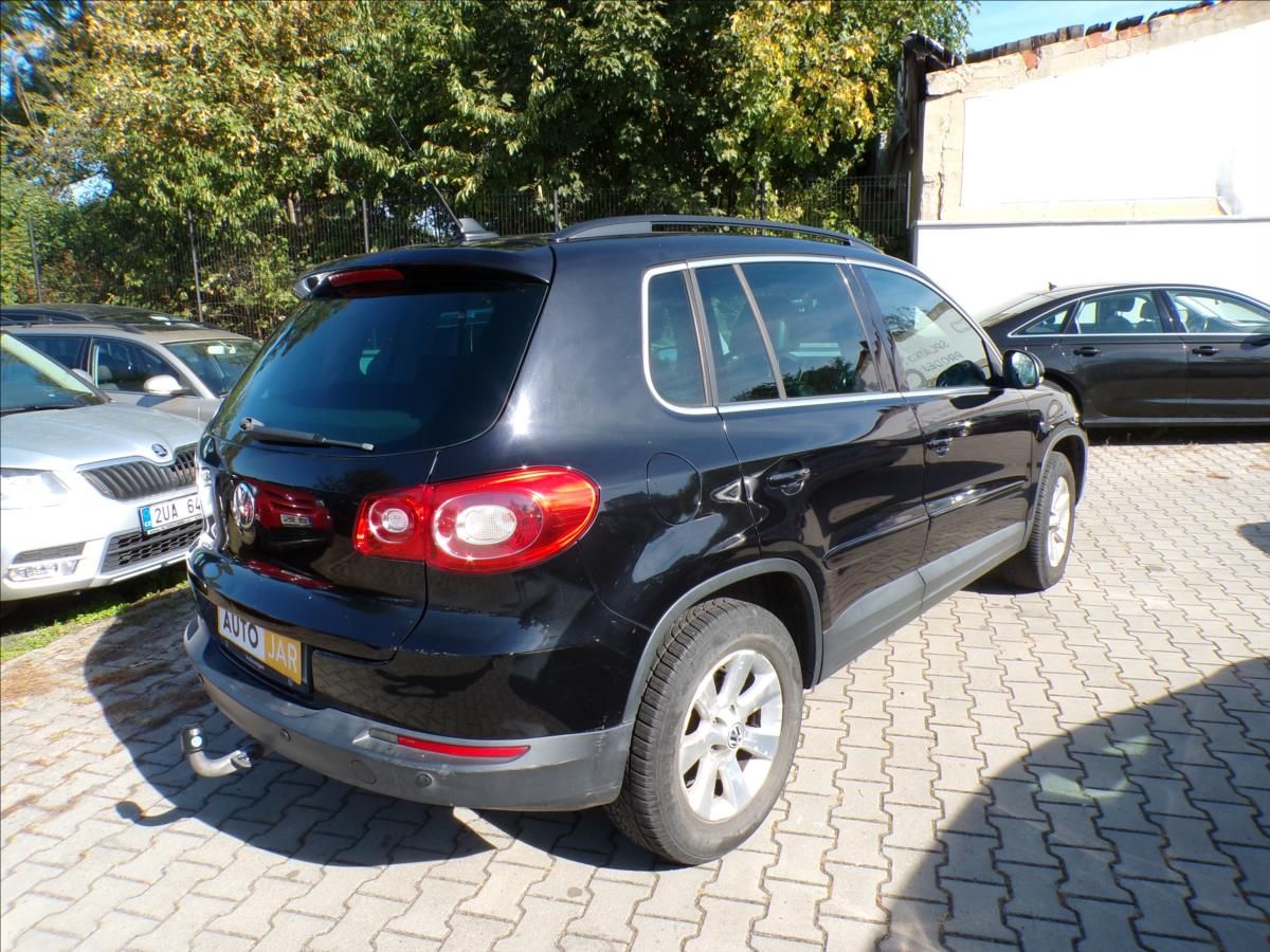 Volkswagen Tiguan, 2,0 TDI  TAŽNÉ ZAŘÍZENÍ - fotka 5