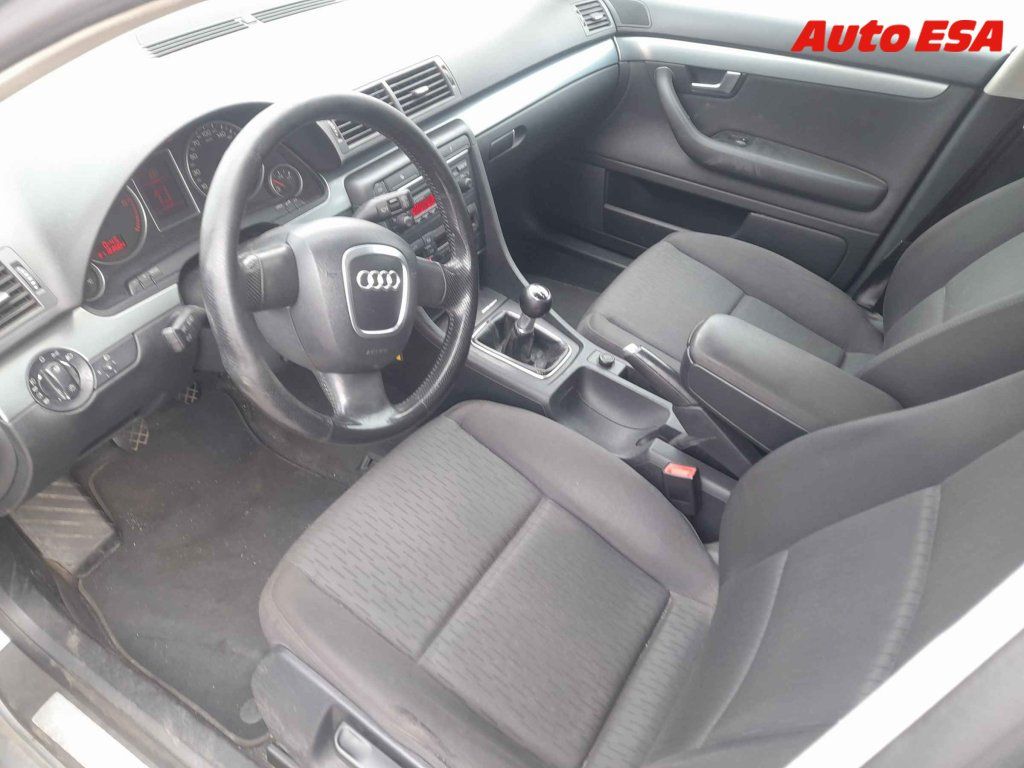 Audi A4, 1.9 TDi - fotka 3