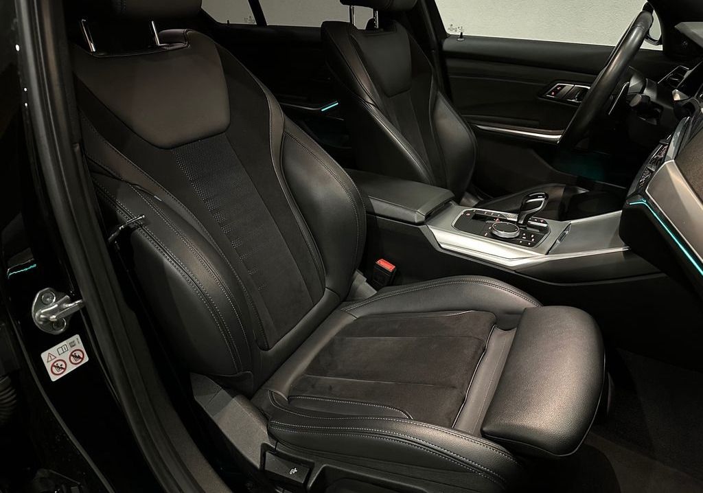 BMW Řada 3, 320D XD M-PAKET BLACK EDIT - fotka 2