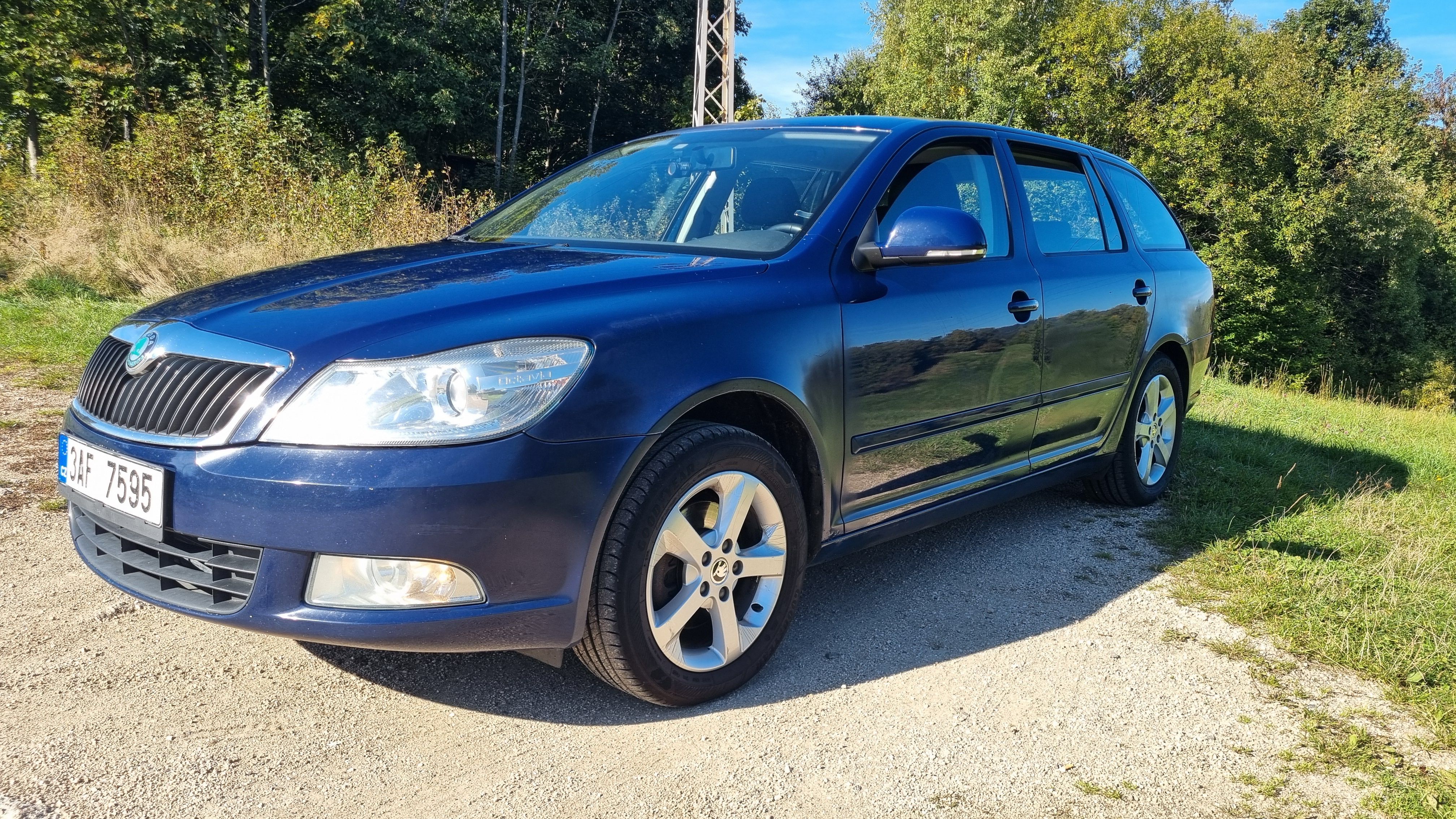 Škoda Octavia, OCTAVIA 2.0 TDI + zimní sada - fotka 5