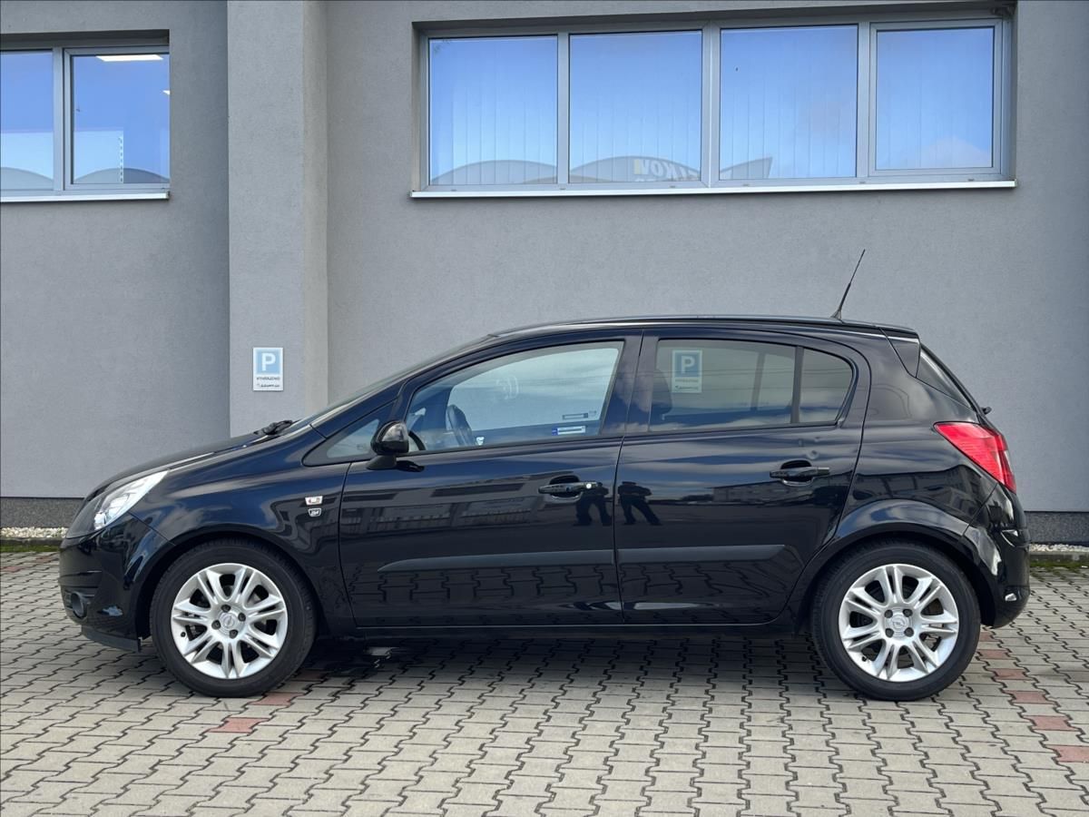 Opel Corsa, 1,2 16V  Edition 111 AT - fotka 2