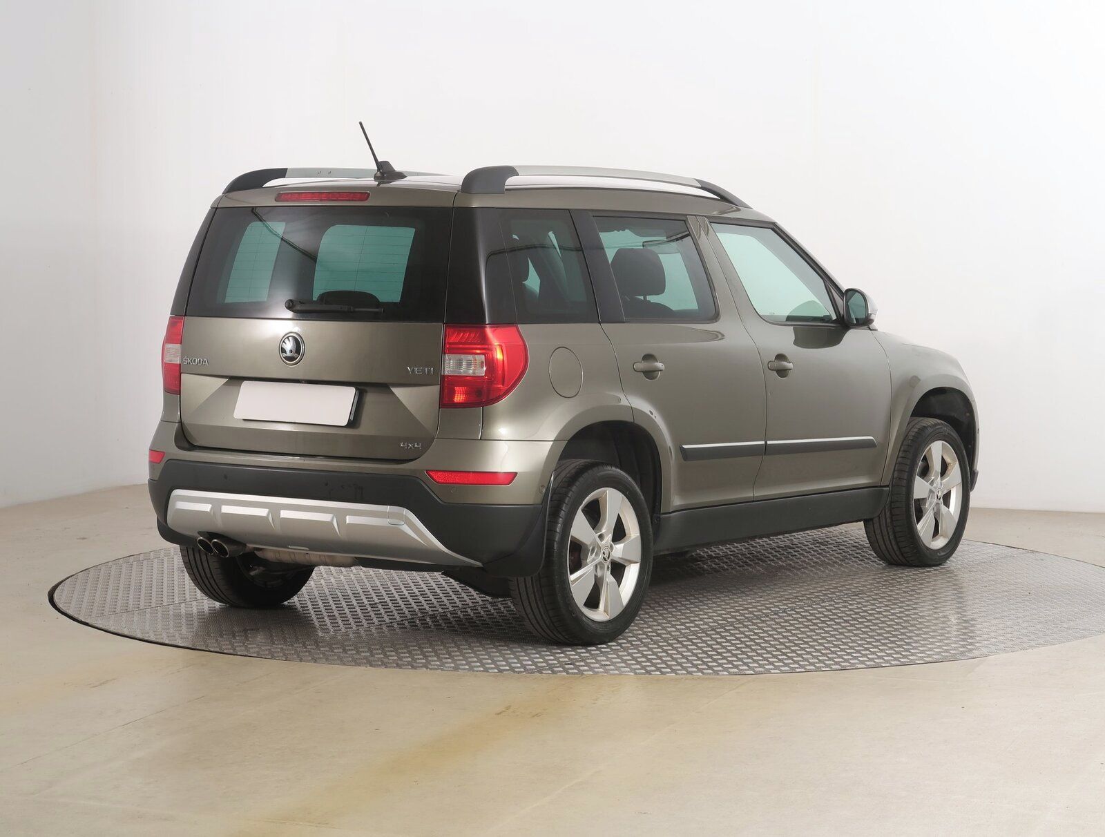 Škoda Yeti, 2.0 TDI, Outdoor, 4X4 - fotka 5