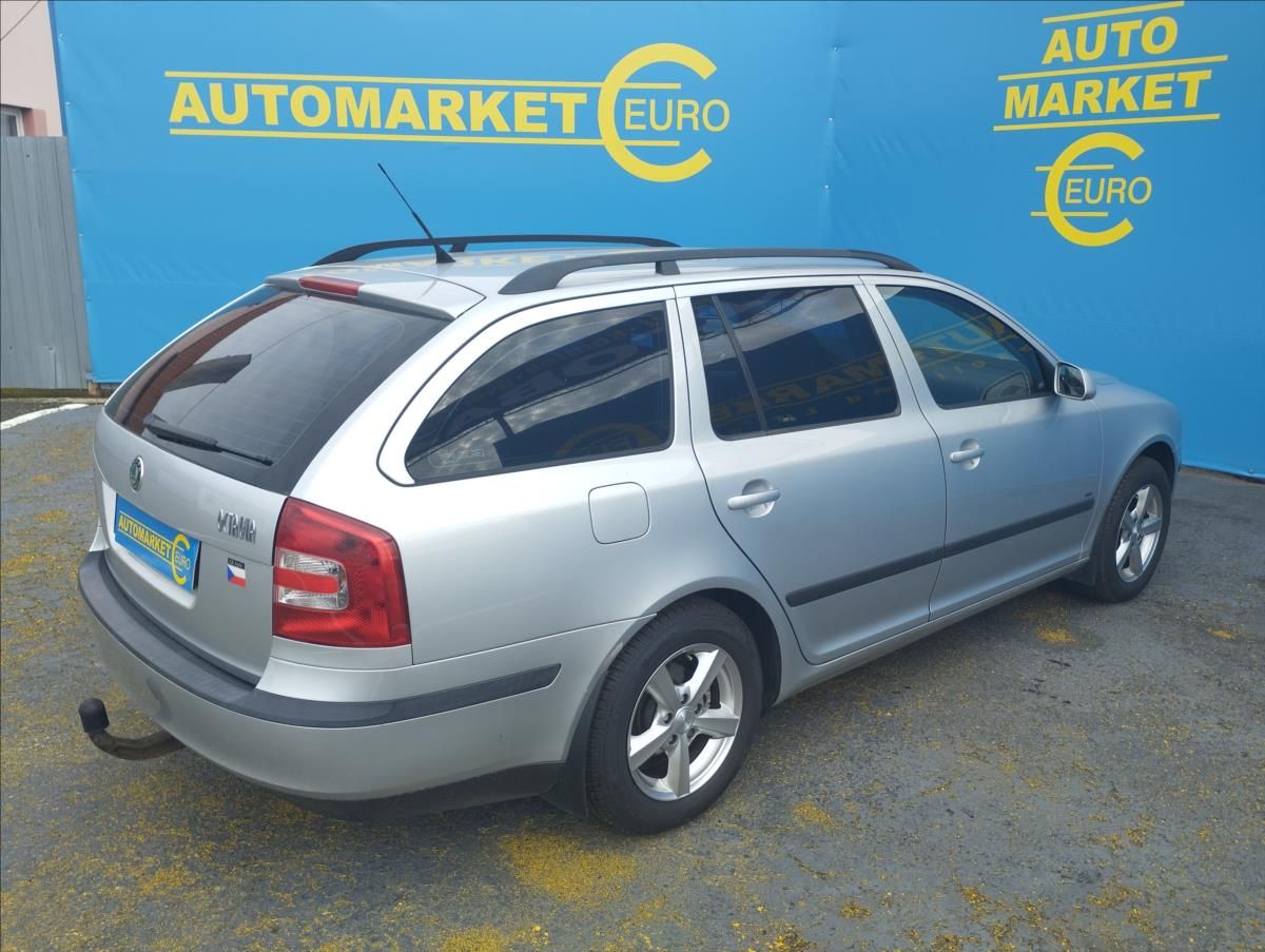 Škoda Octavia, 1,9 77KW - fotka 4