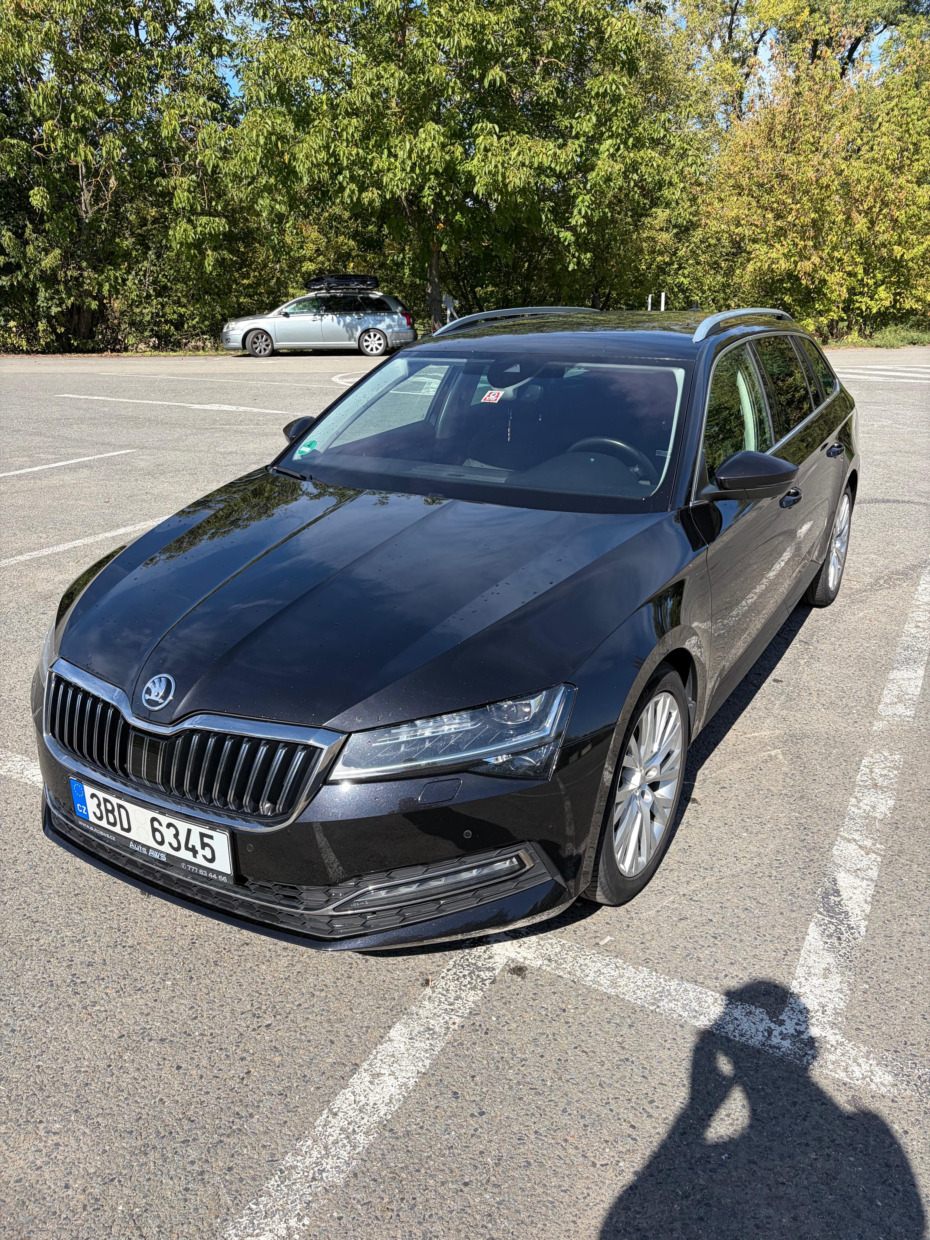 Škoda Superb, 2.0 TDI 140kw DSG - fotka 2