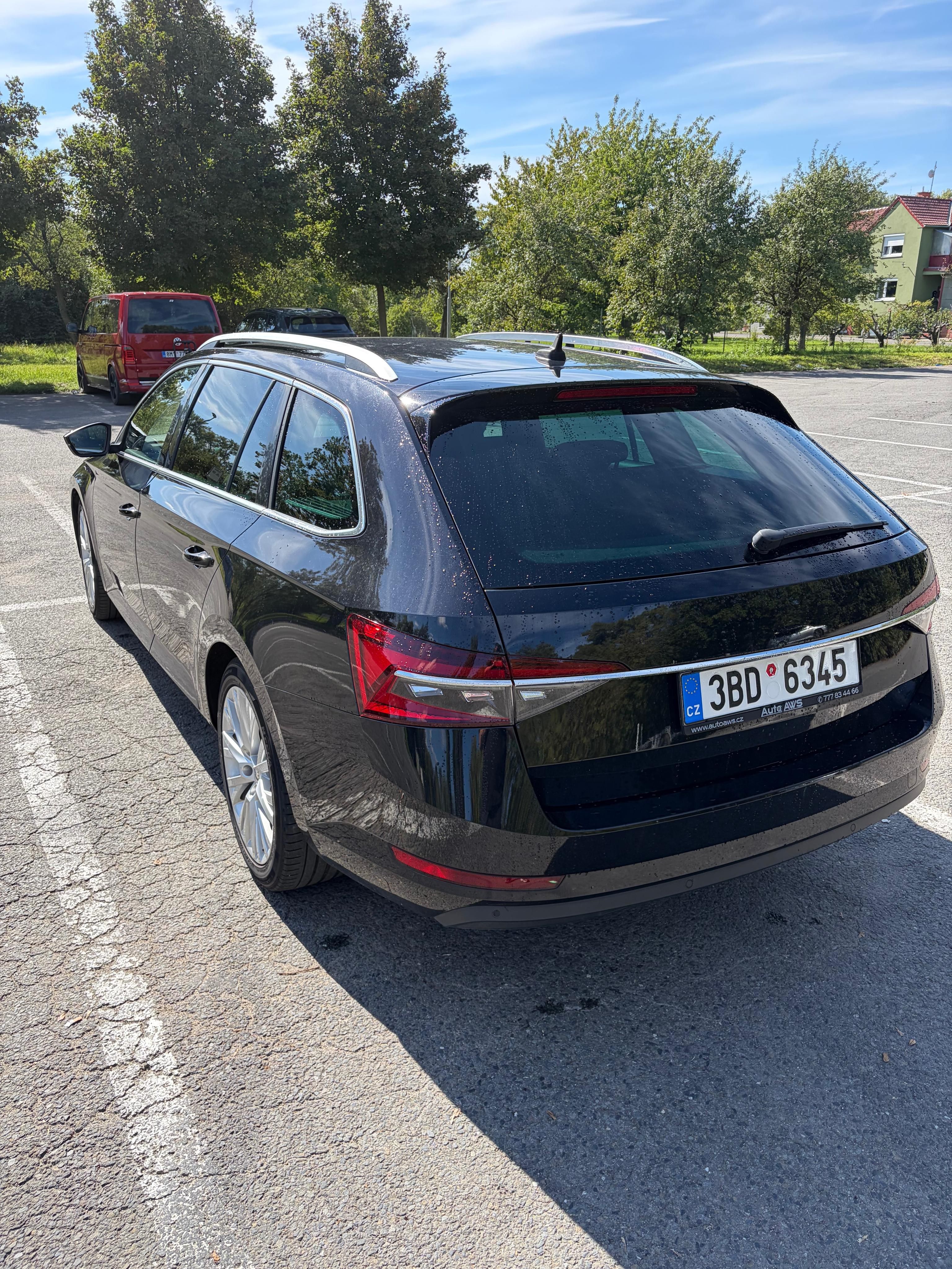 Škoda Superb, 2.0 TDI 140kw DSG - fotka 3