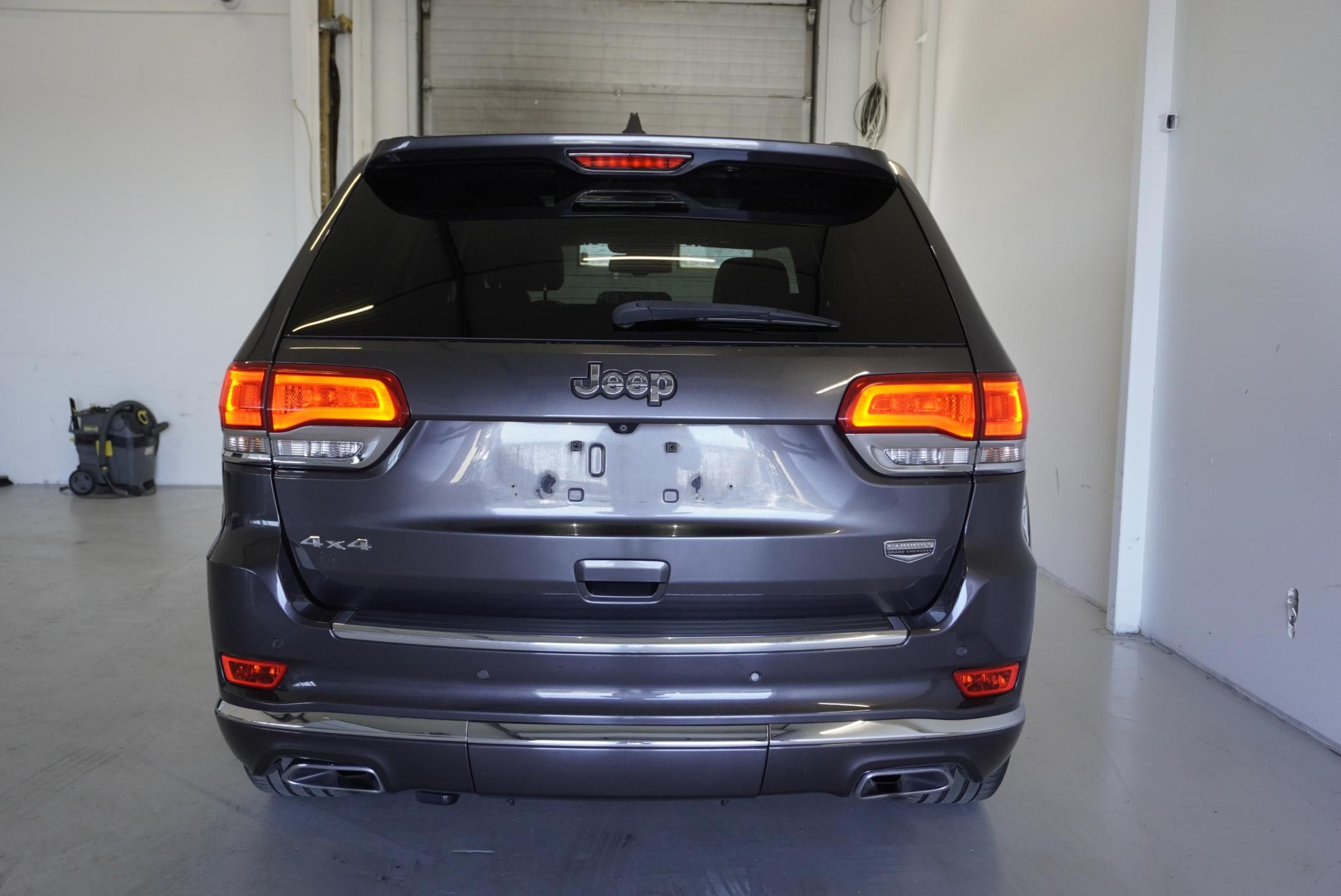 Jeep Grand Cherokee, 3,0 V6 SUMMIT CRD  4WD AUT. - fotka 6