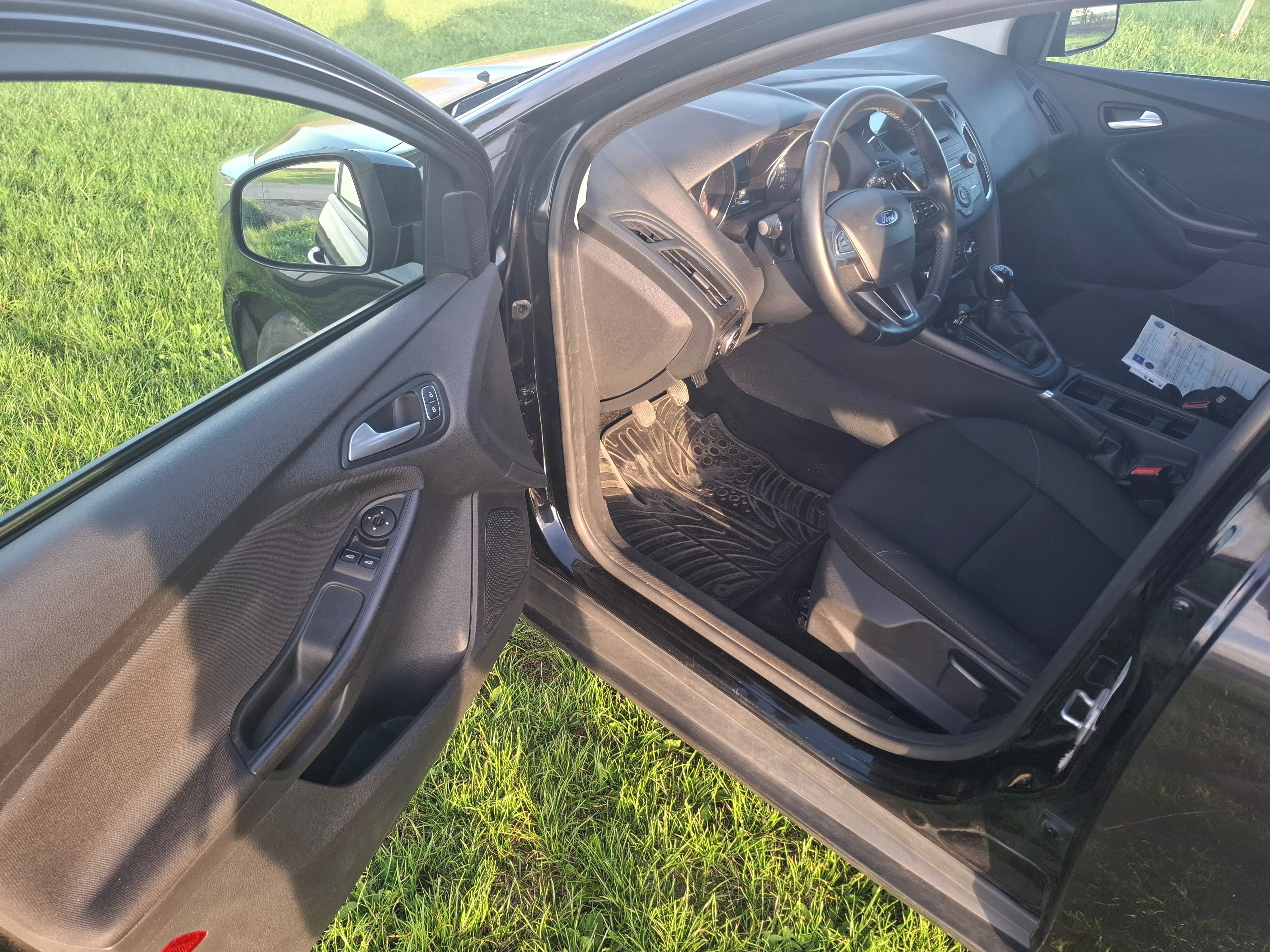 Ford Focus, 1.6/77kW Duratec r.15, 64950km - fotka 5