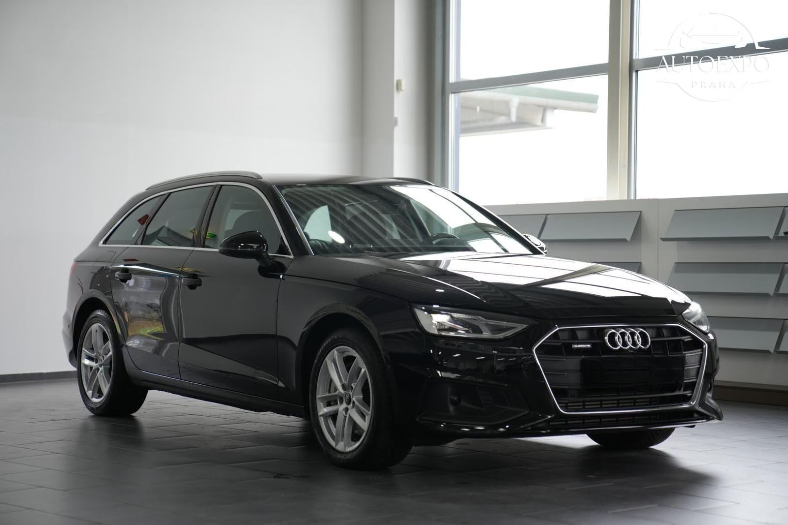 Audi A4, Avant 45 TFSI quattro*360°CAM - fotka 3