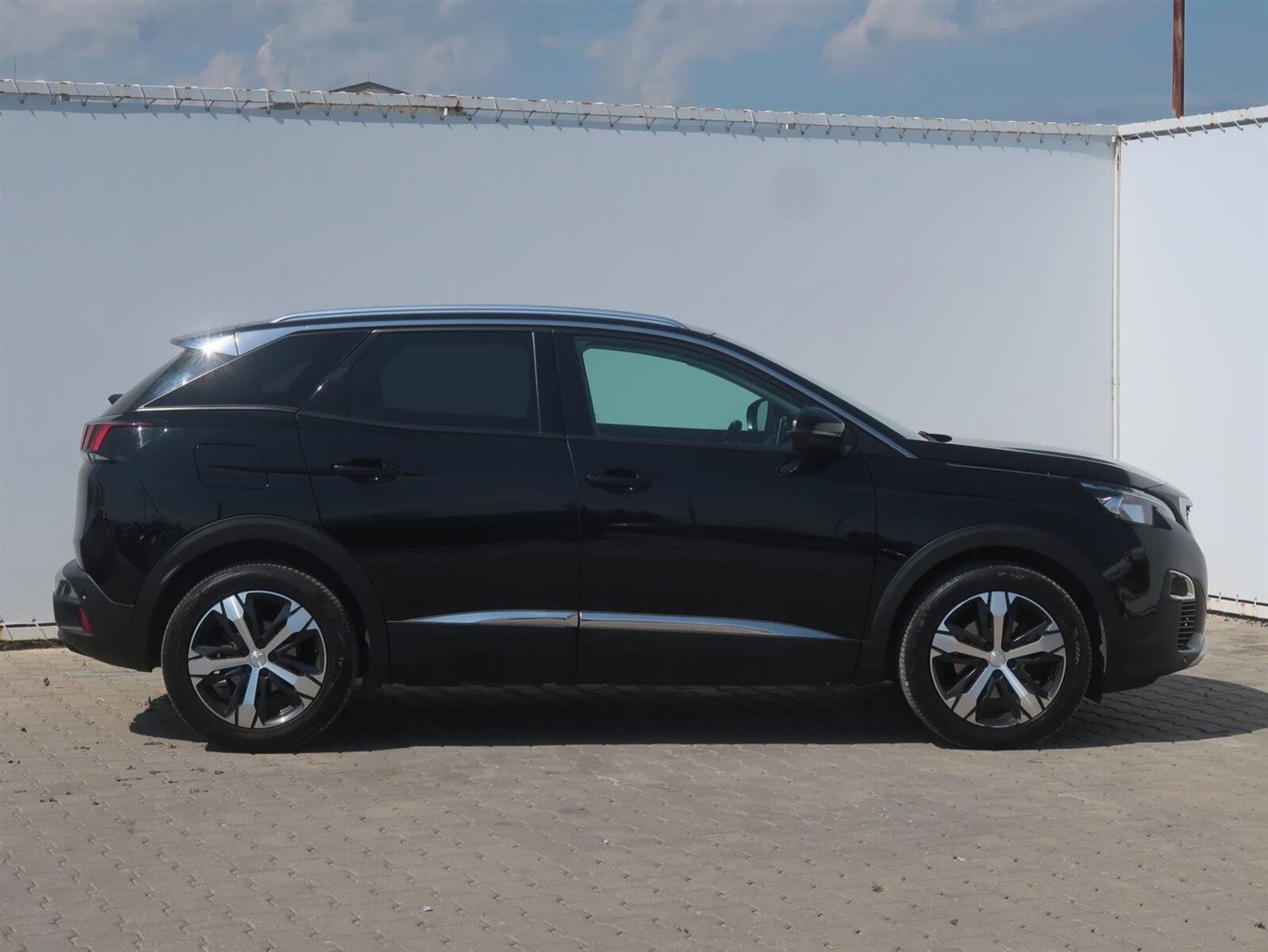 Peugeot 3008, 1.6 BlueHDi, Automat - fotka 6