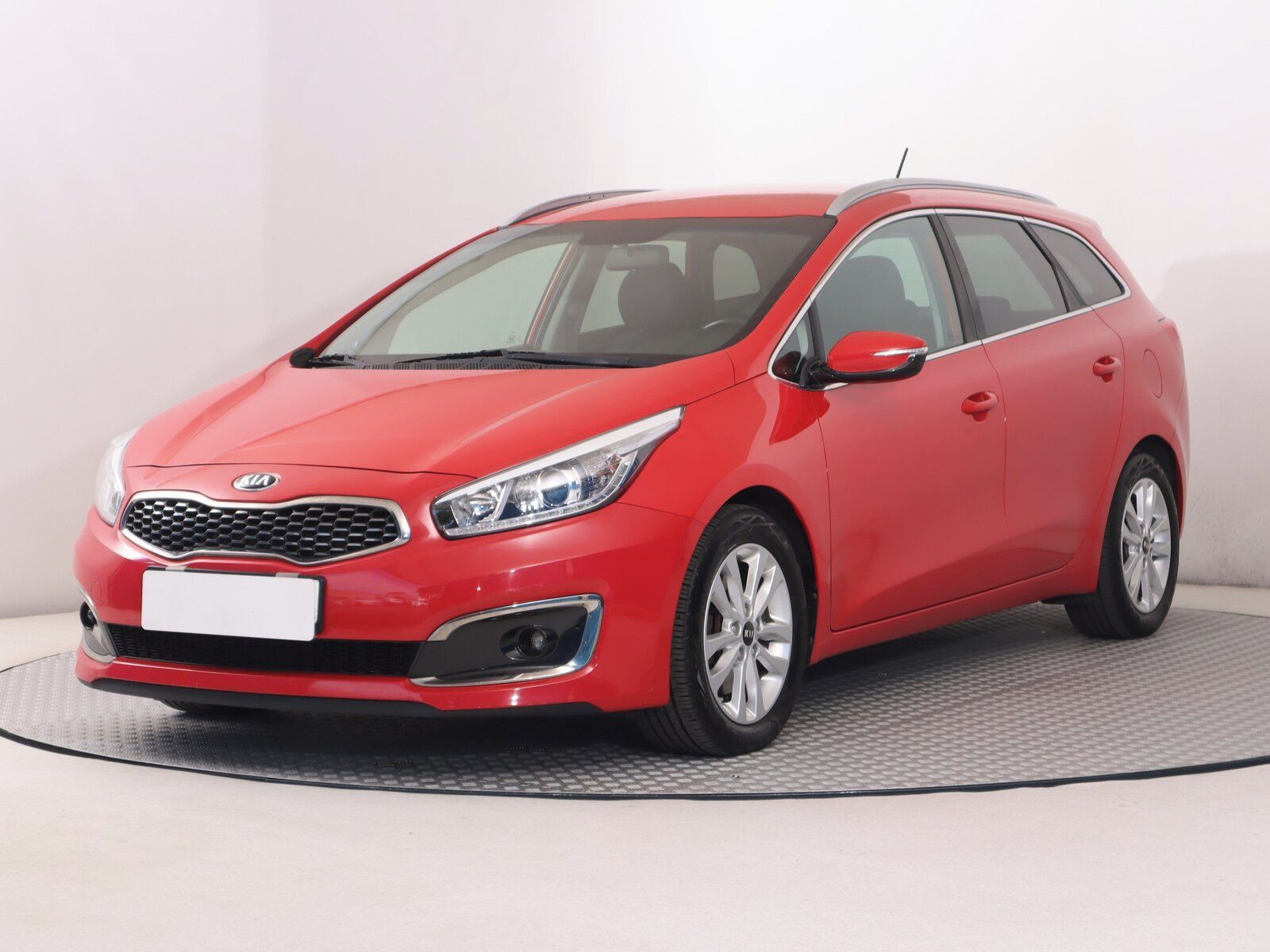 Kia Cee´d, 1.6 GDI, Automat, Serv.kniha - fotka 2