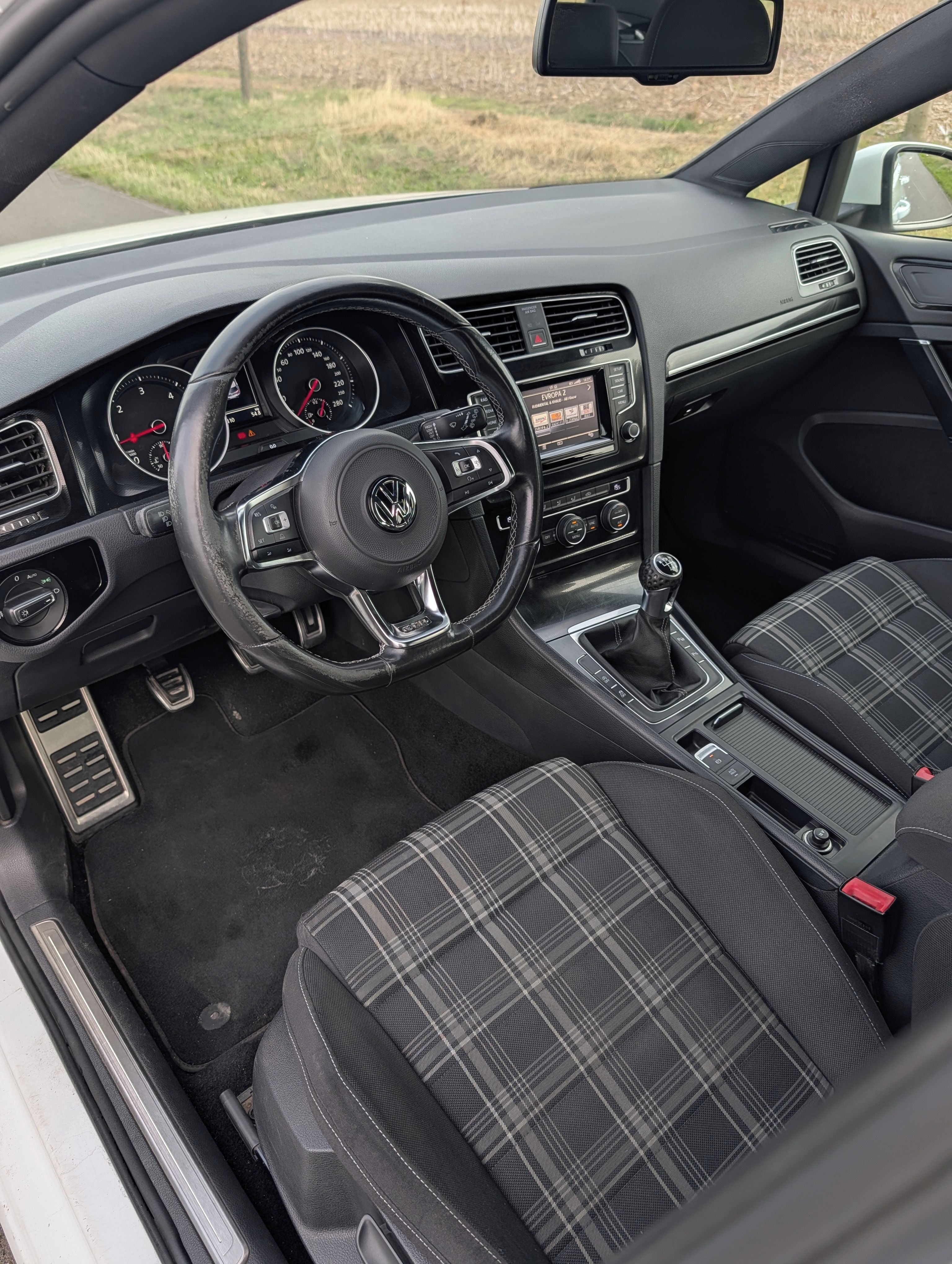 Volkswagen Golf, 7 GTD 2.0TDi 135kw - fotka 6