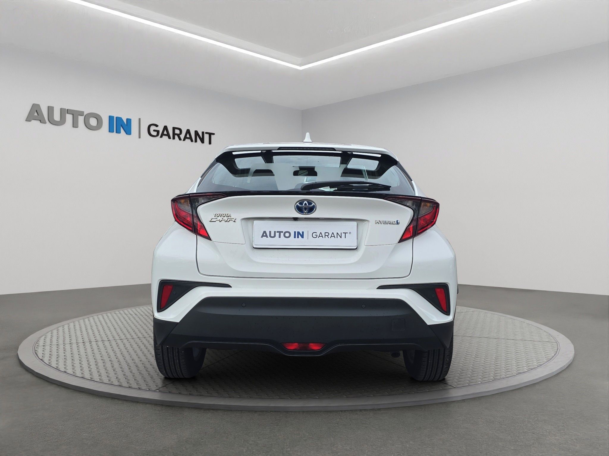 Toyota C-HR, 1.8 e-CTV 72kW, ČR, 1. Maj., S - fotka 6