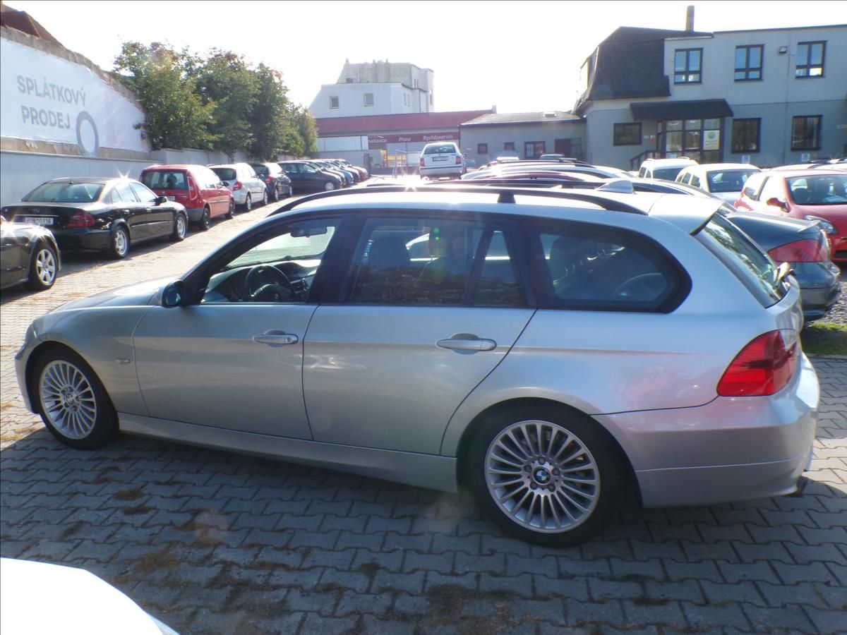 BMW Řada 3, 2,0 318D  KLIMATIZACE - fotka 6