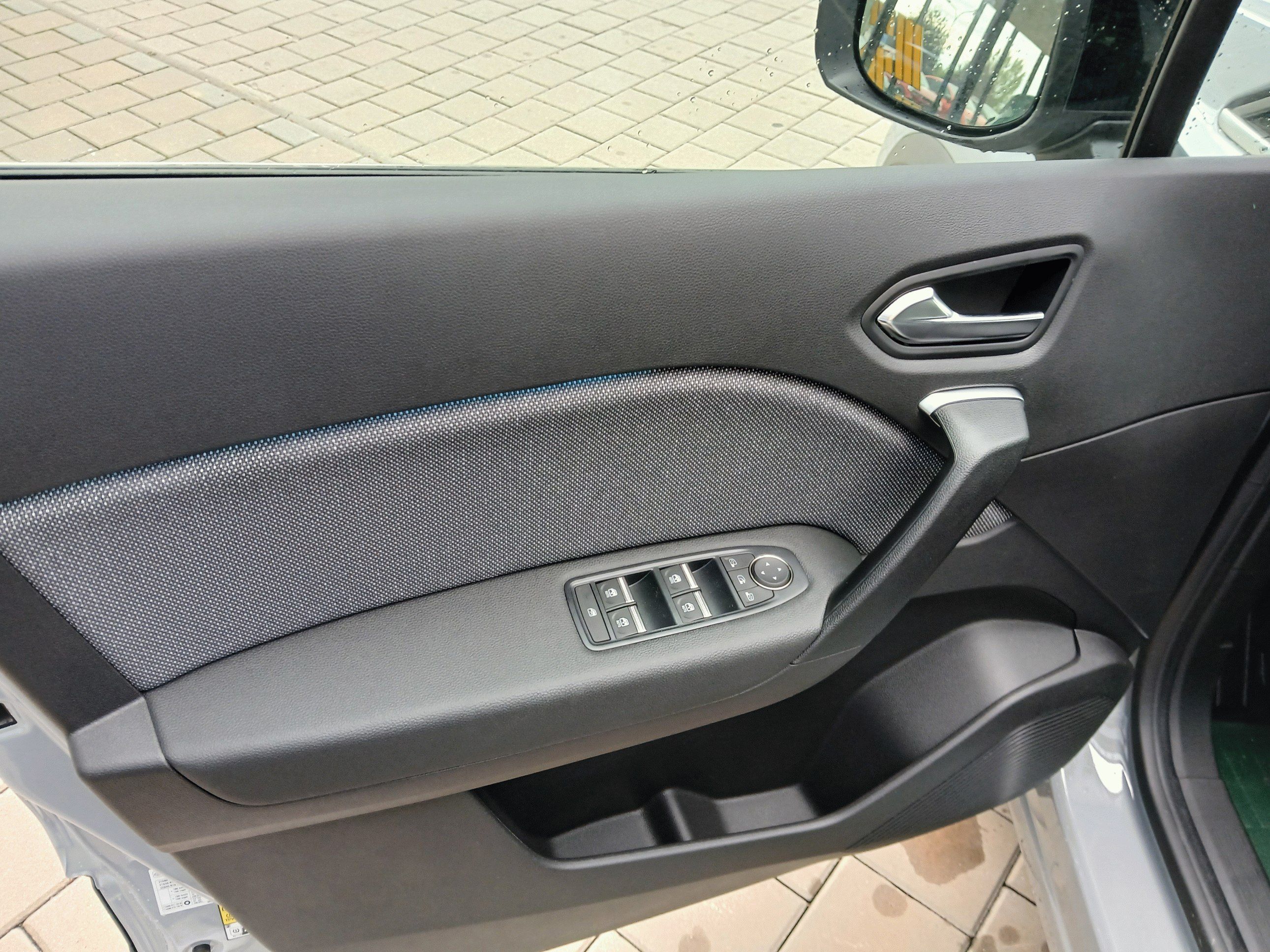 Renault Symbioz, techno milf hybrid 140 pobočka - fotka 6