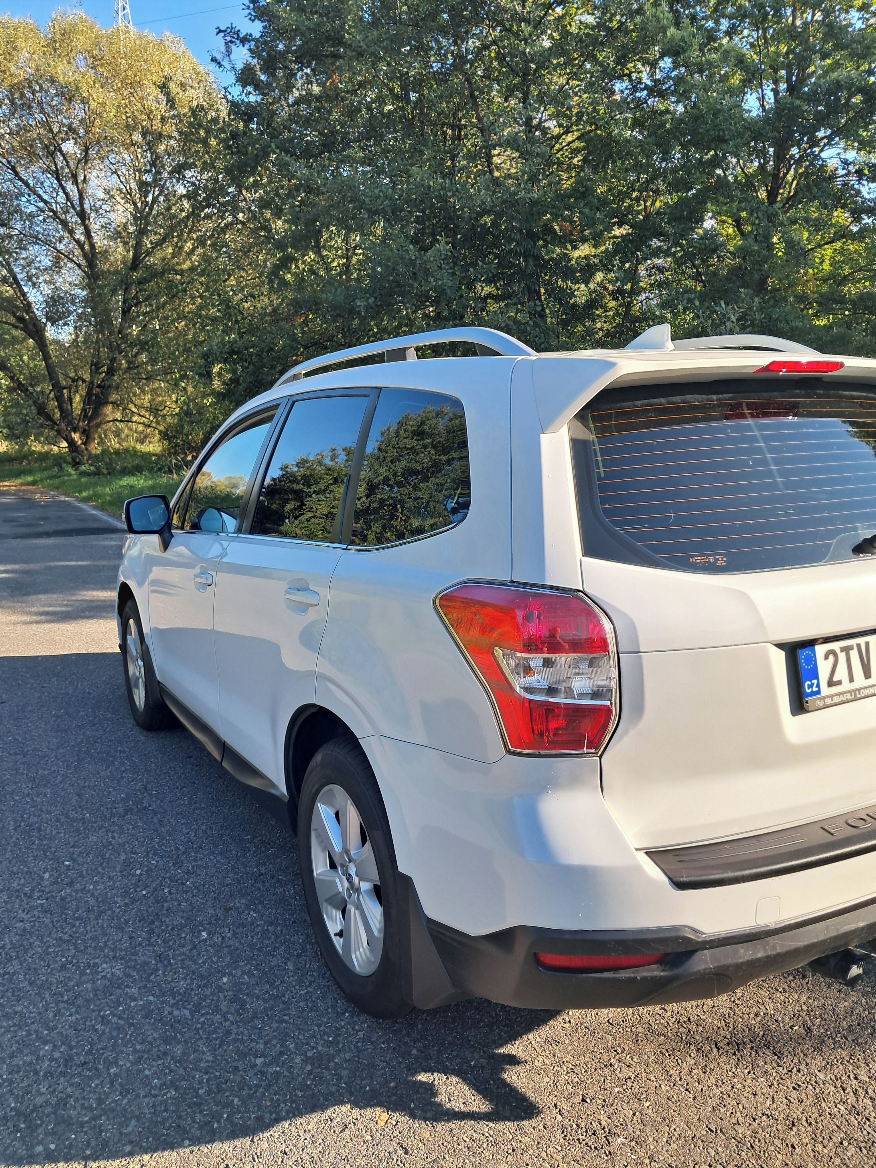 Subaru Forester, 2.0 D 4x4 - fotka 4