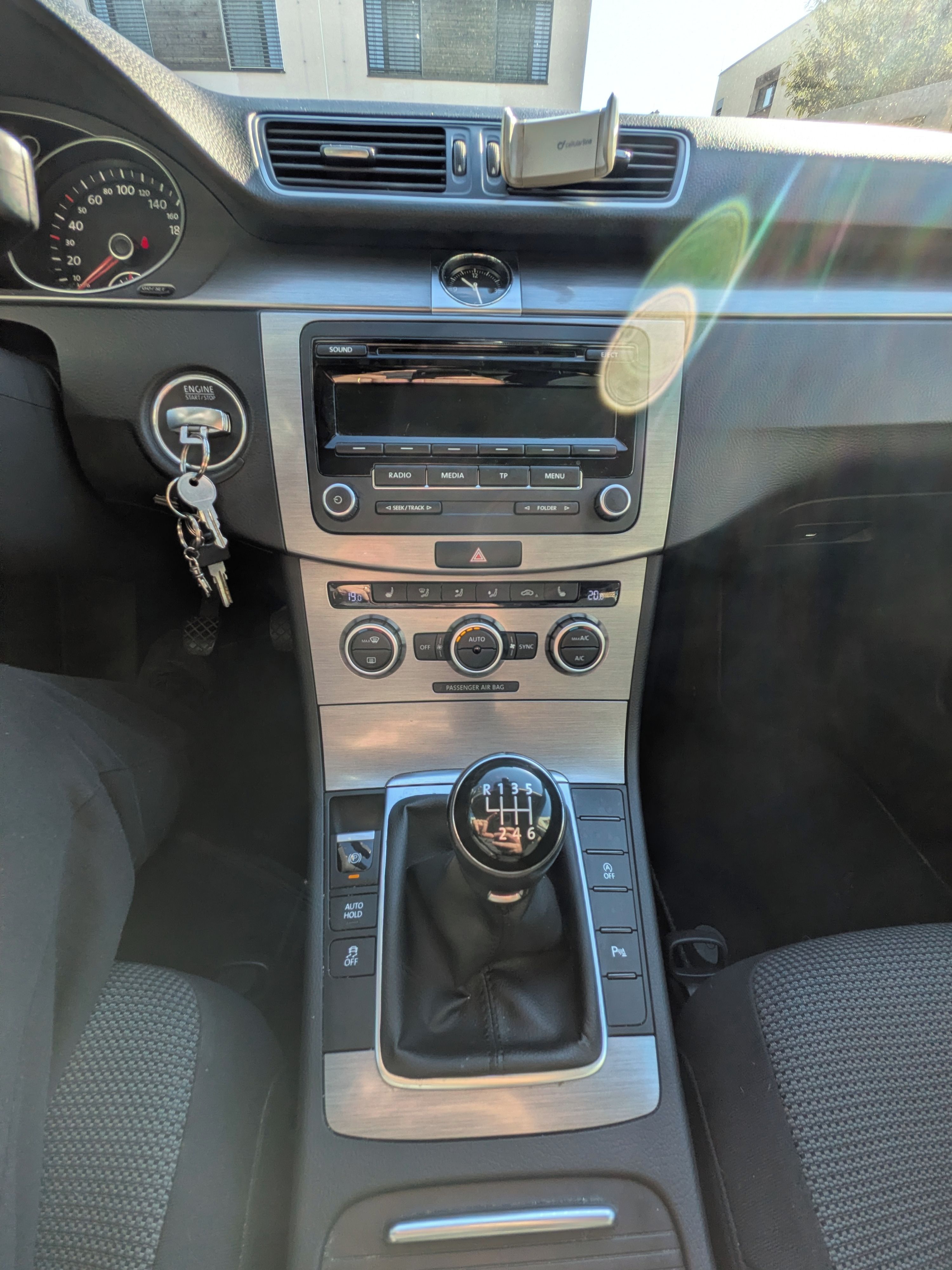 Volkswagen Passat, 2.0 TDI, tažné - fotka 6
