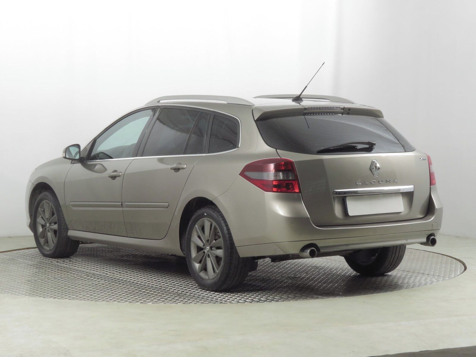 Renault Laguna, 2.0 DCi - fotka 4