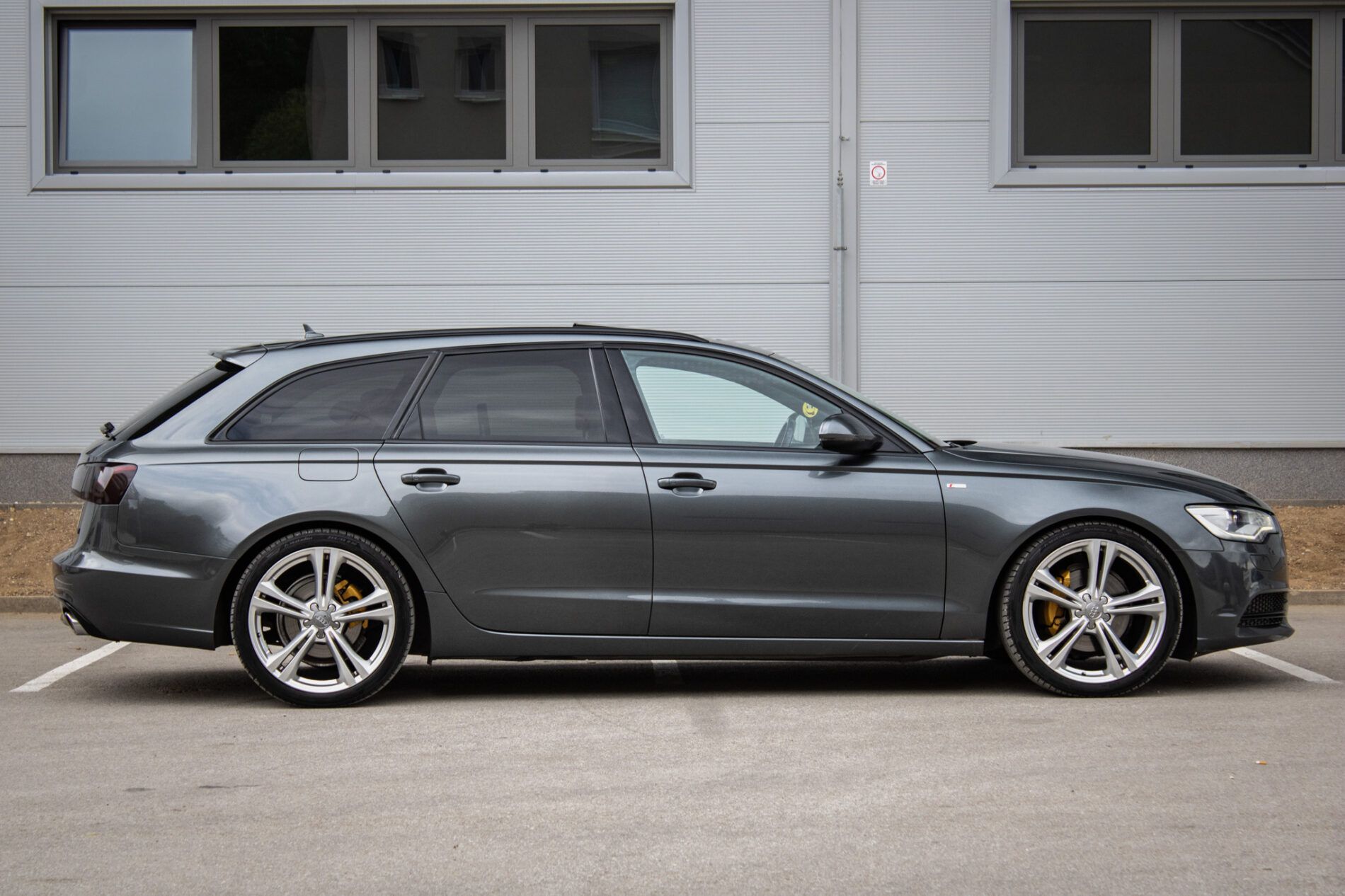 Audi A6 Avant - fotka 4
