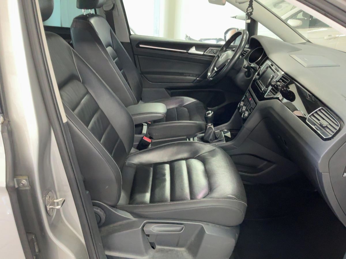 Volkswagen Golf Sportsvan, 1.4Tsi 110KW kůže BI-XENONY - fotka 2