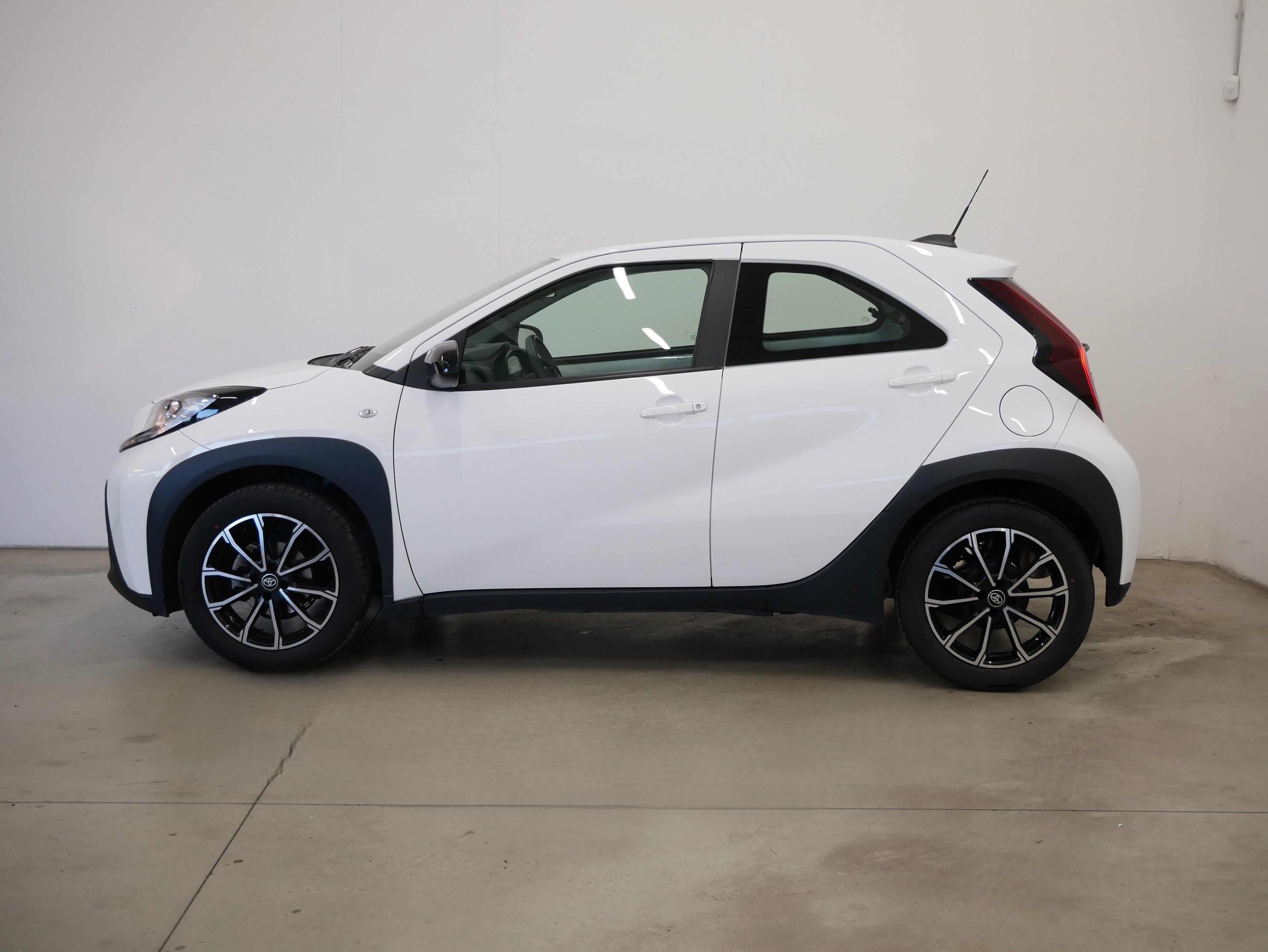 Toyota Aygo, X 1.0 VVTi 53kW Comfort - fotka 3