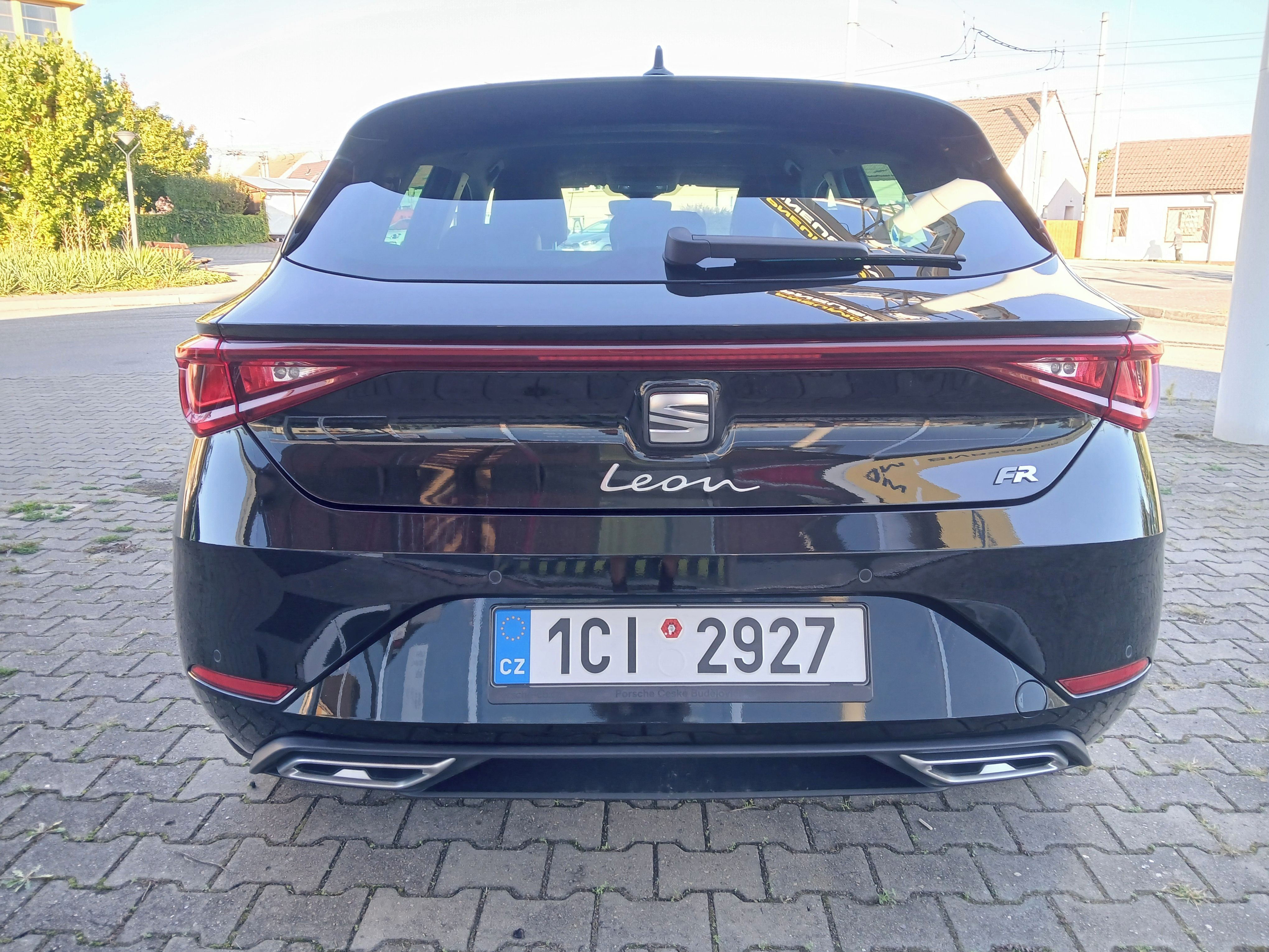 Seat Leon, 2.0TDI FR, 110kW, DSG, SERVIS. - fotka 4