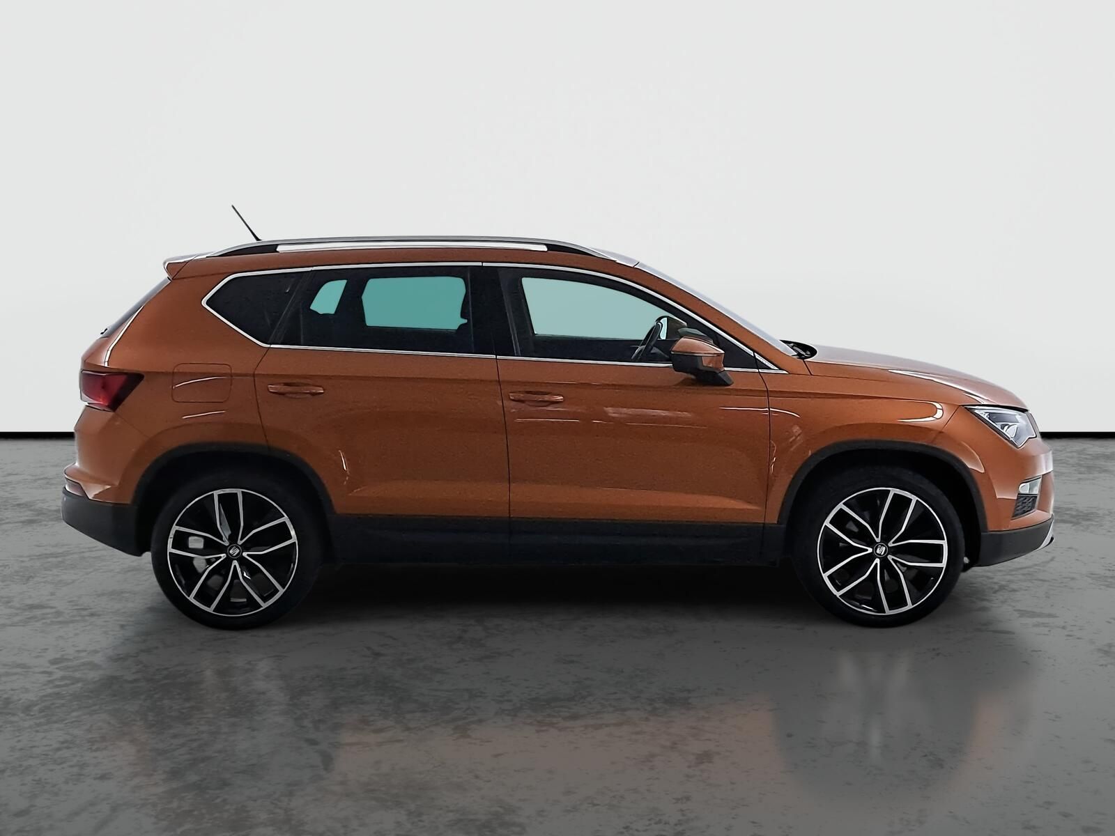 Seat Ateca, 2.0 TDI 4Drive, 4X4, Automat - fotka 6