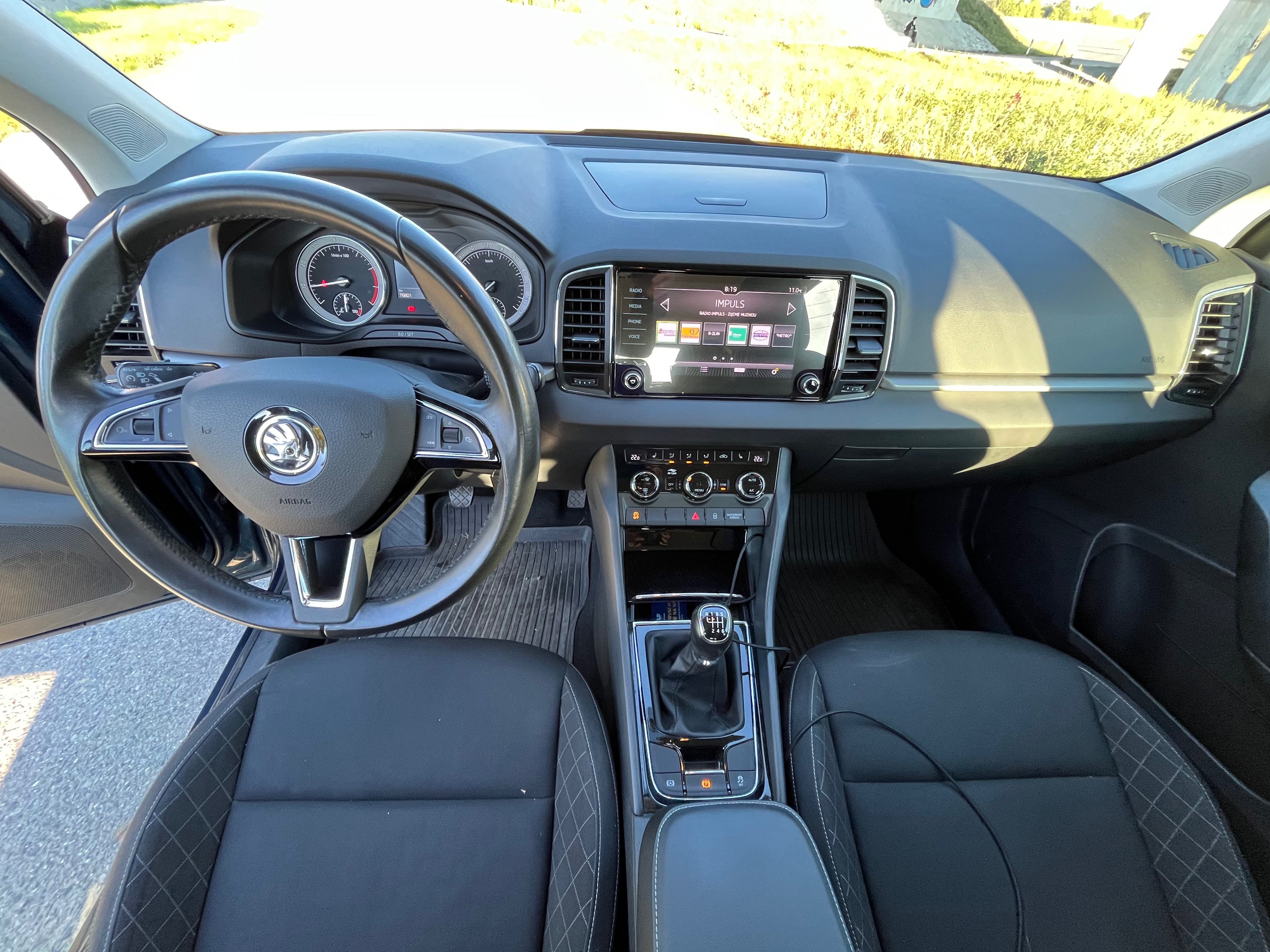 Škoda Karoq, 1.0Tsi 85kw ČR serviska tažné - fotka 6