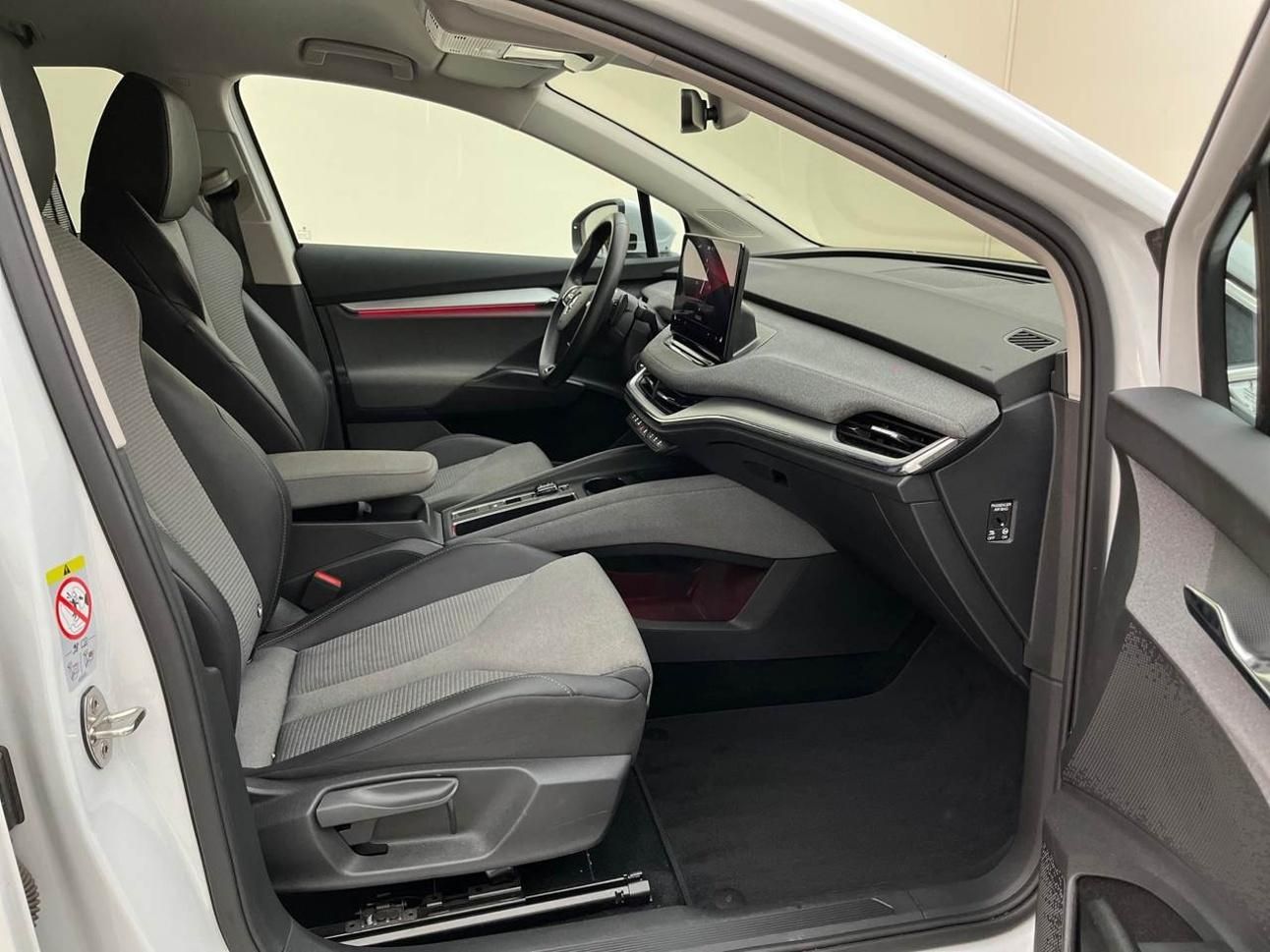 Škoda Enyaq, iV 80 LOFT 150kw TZ SOH 97% - fotka 6